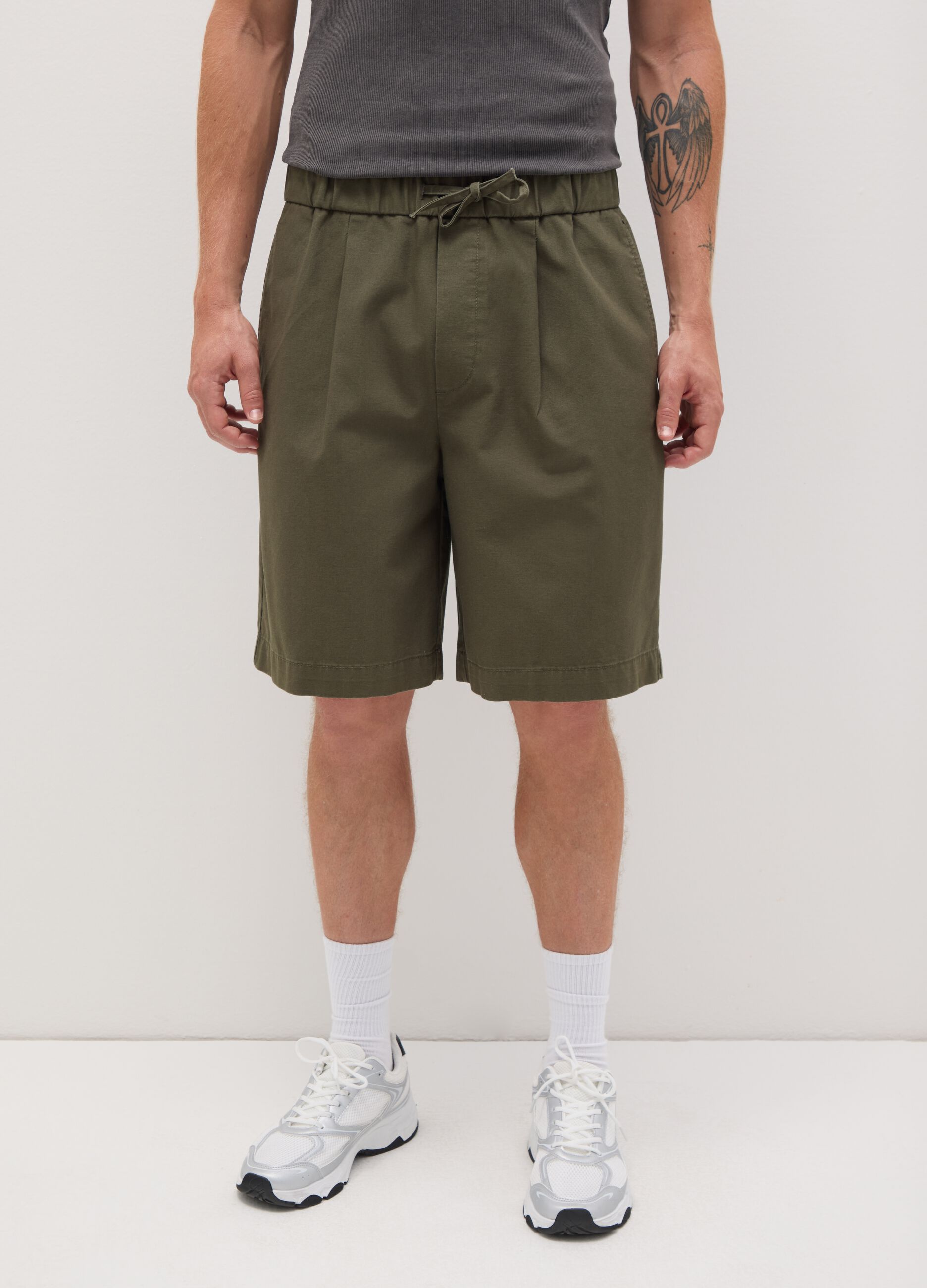 Shorts da uomo in puro cotone verde baggy