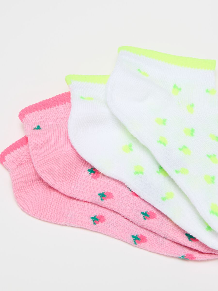 5-pack stretch shoe liners with strawberry design_1