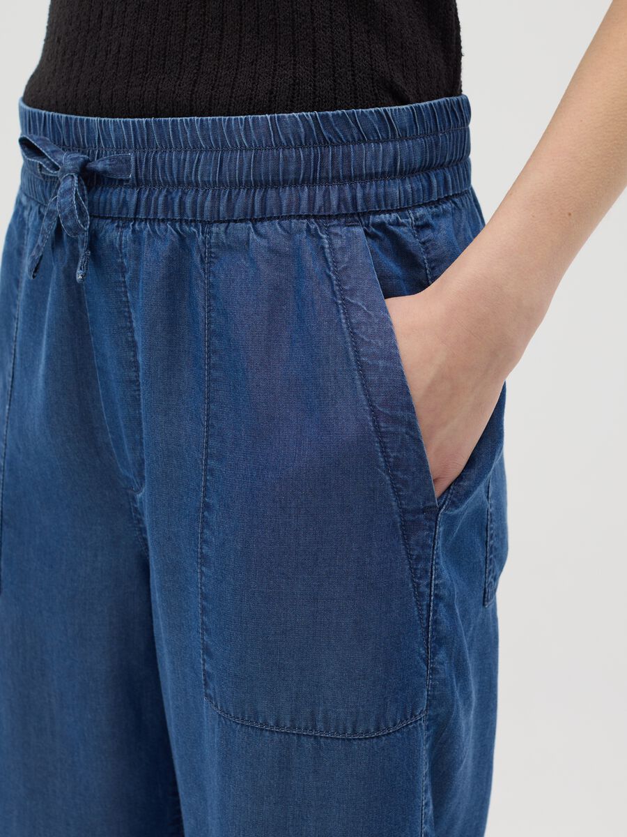 Blue relaxed-fit trousers in Lyocell_3