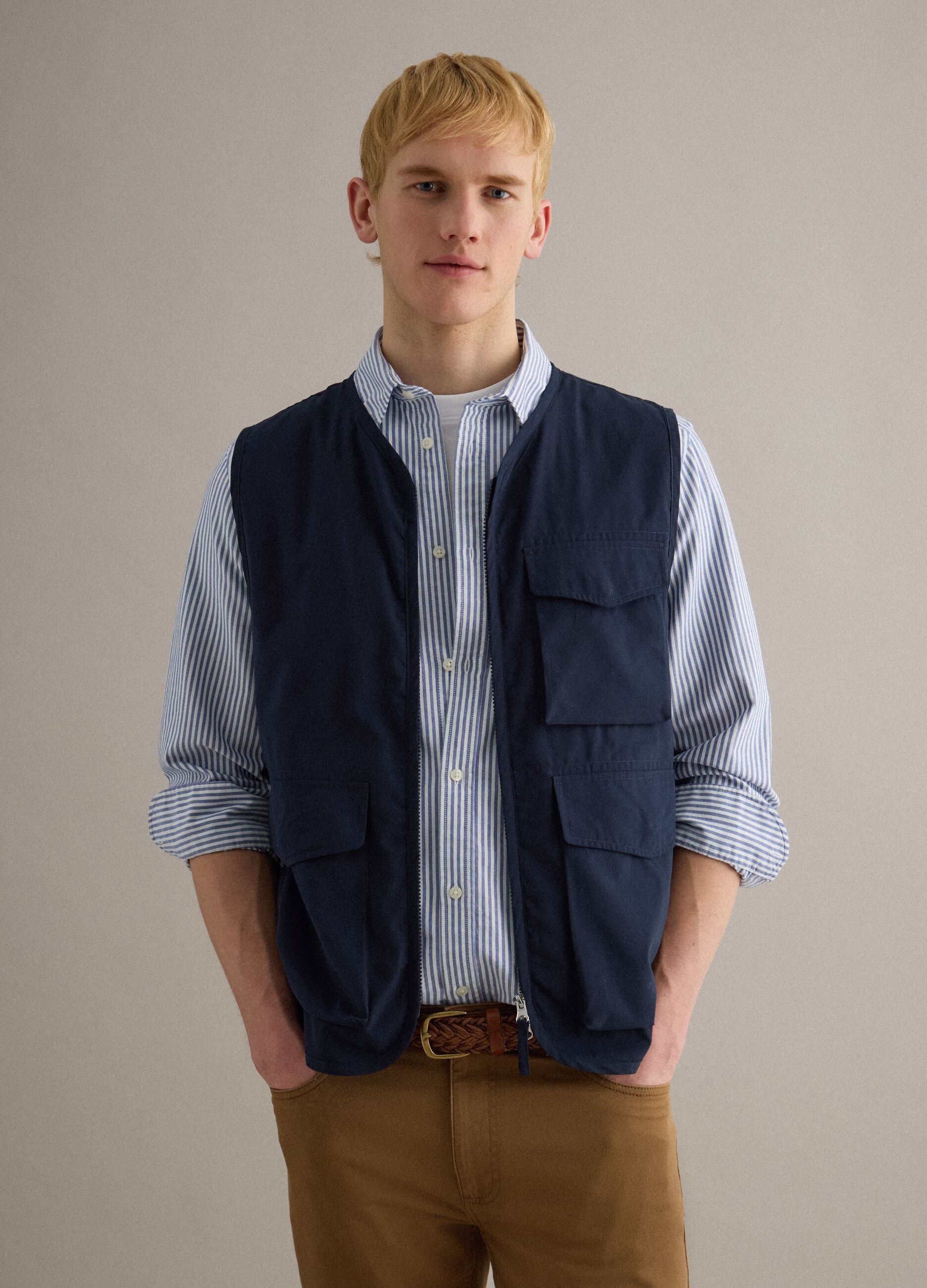 Blue regular fit gilet with zip and front pockets