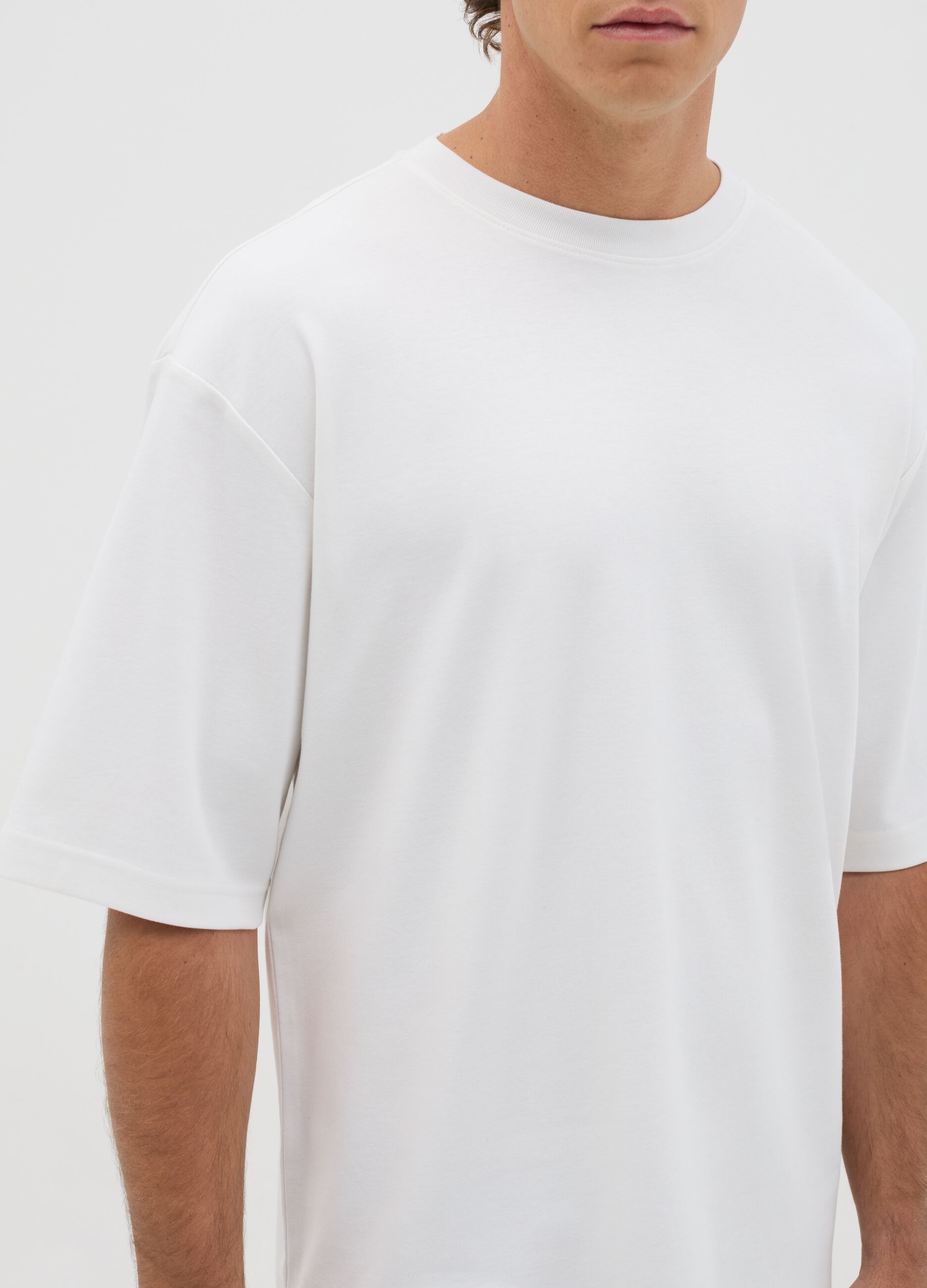 White short sleeve cotton t-shirt