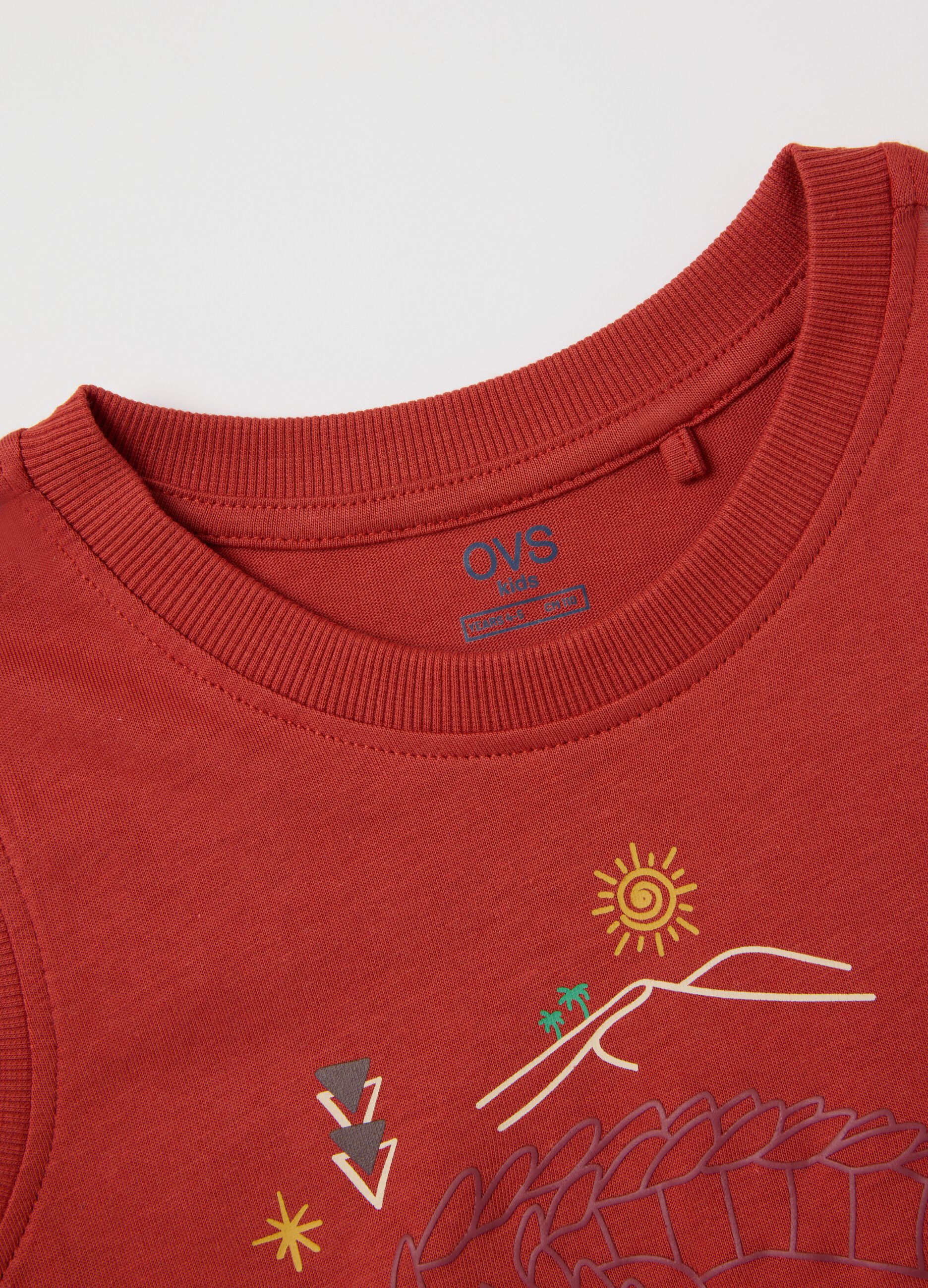 Canotta da bambino in puro cotone rossa regular fit