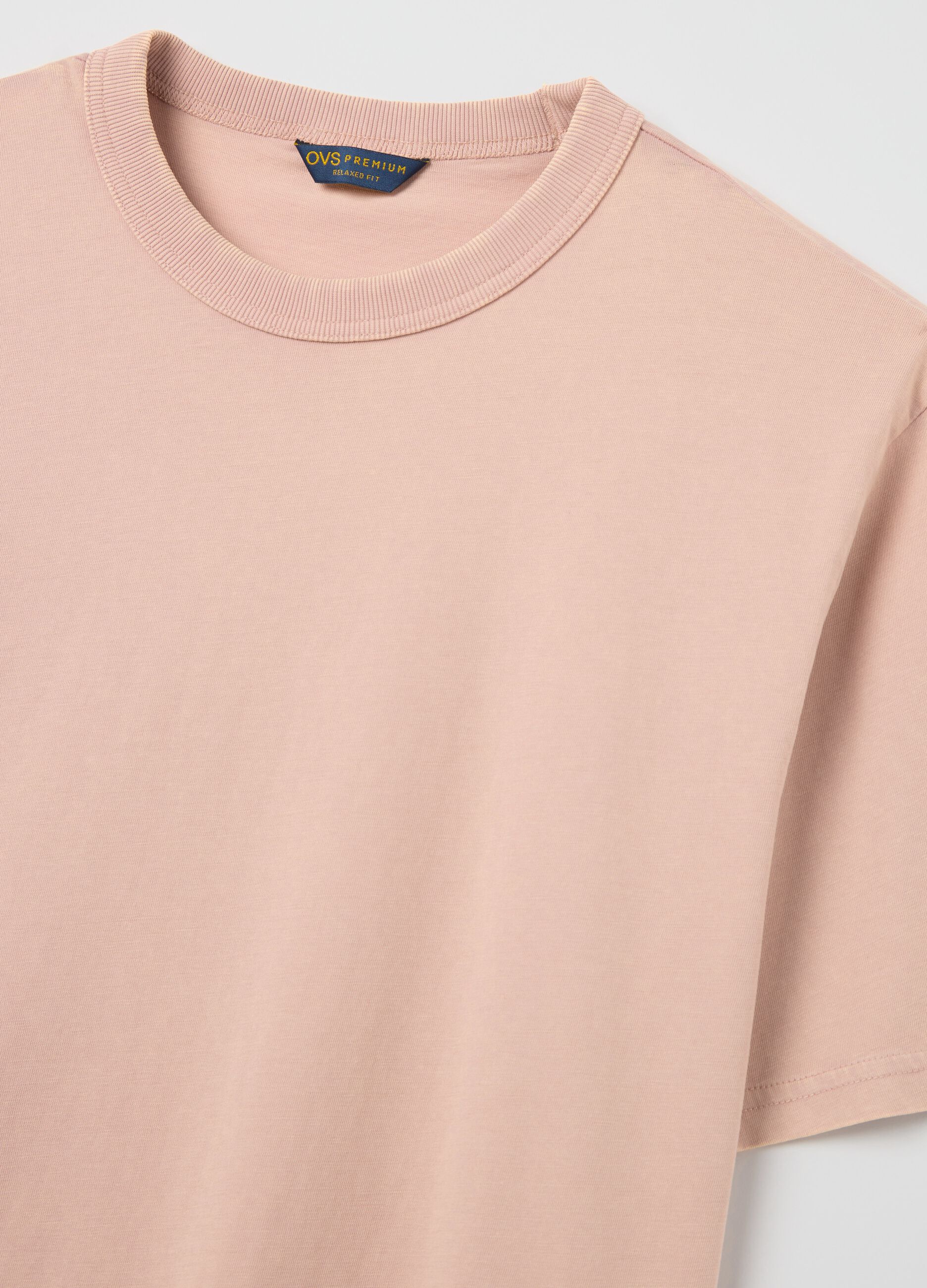 Pink short-sleeve cotton T-shirt
