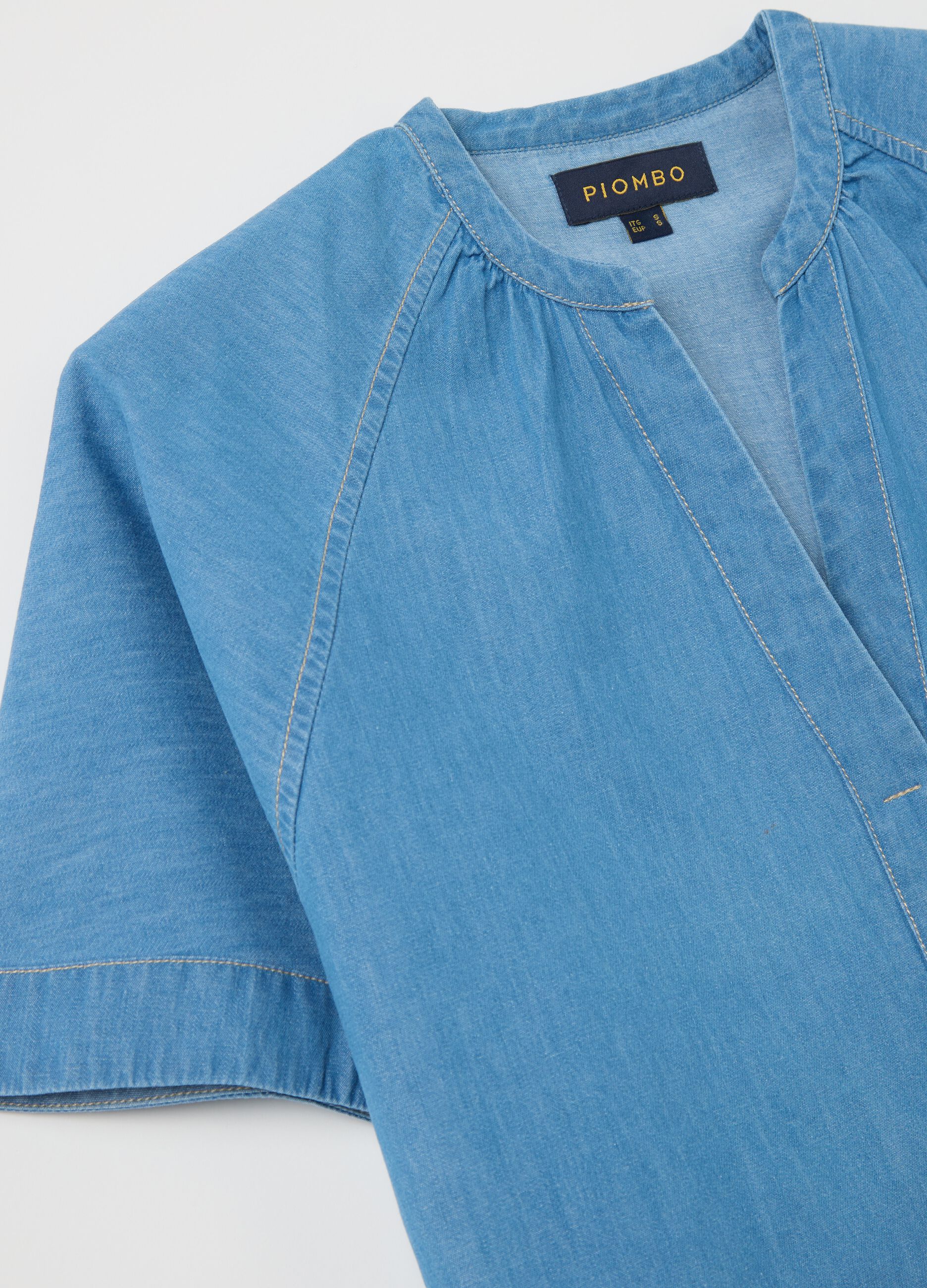Denim blouse with short sleeves