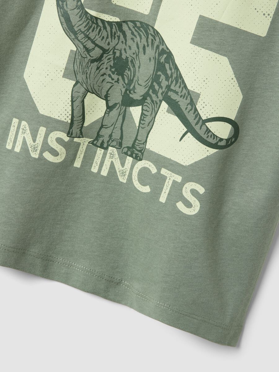 T-shirt in puro cotone verde da bambino oversize fit con stampa_3