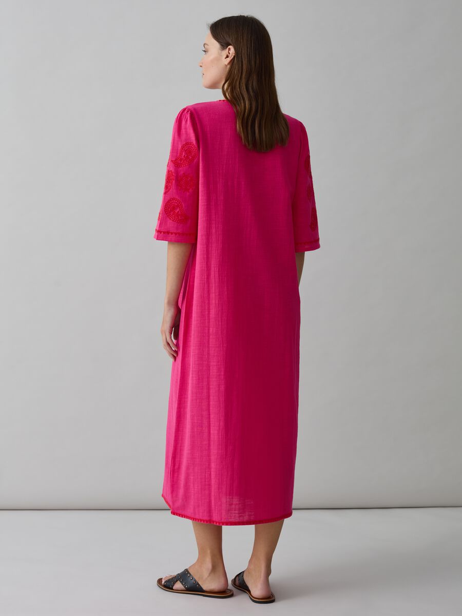 Long beach cover-up kaftan with paisley embroidery_2