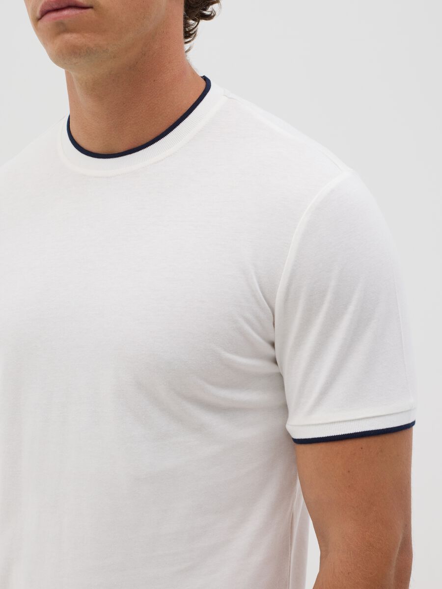 White fitted T-shirt in cotton_3