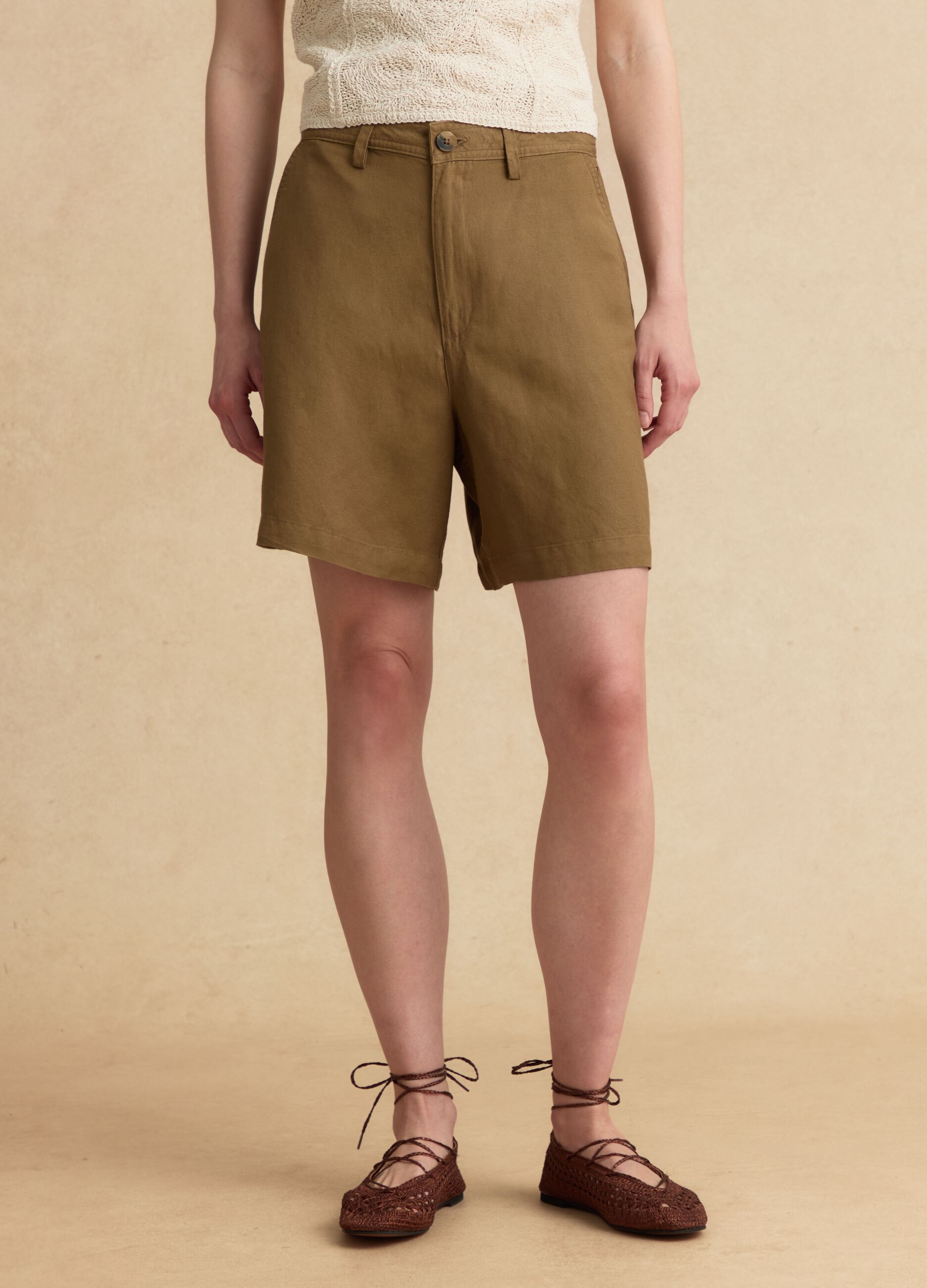 Beige linen and viscose blend shorts