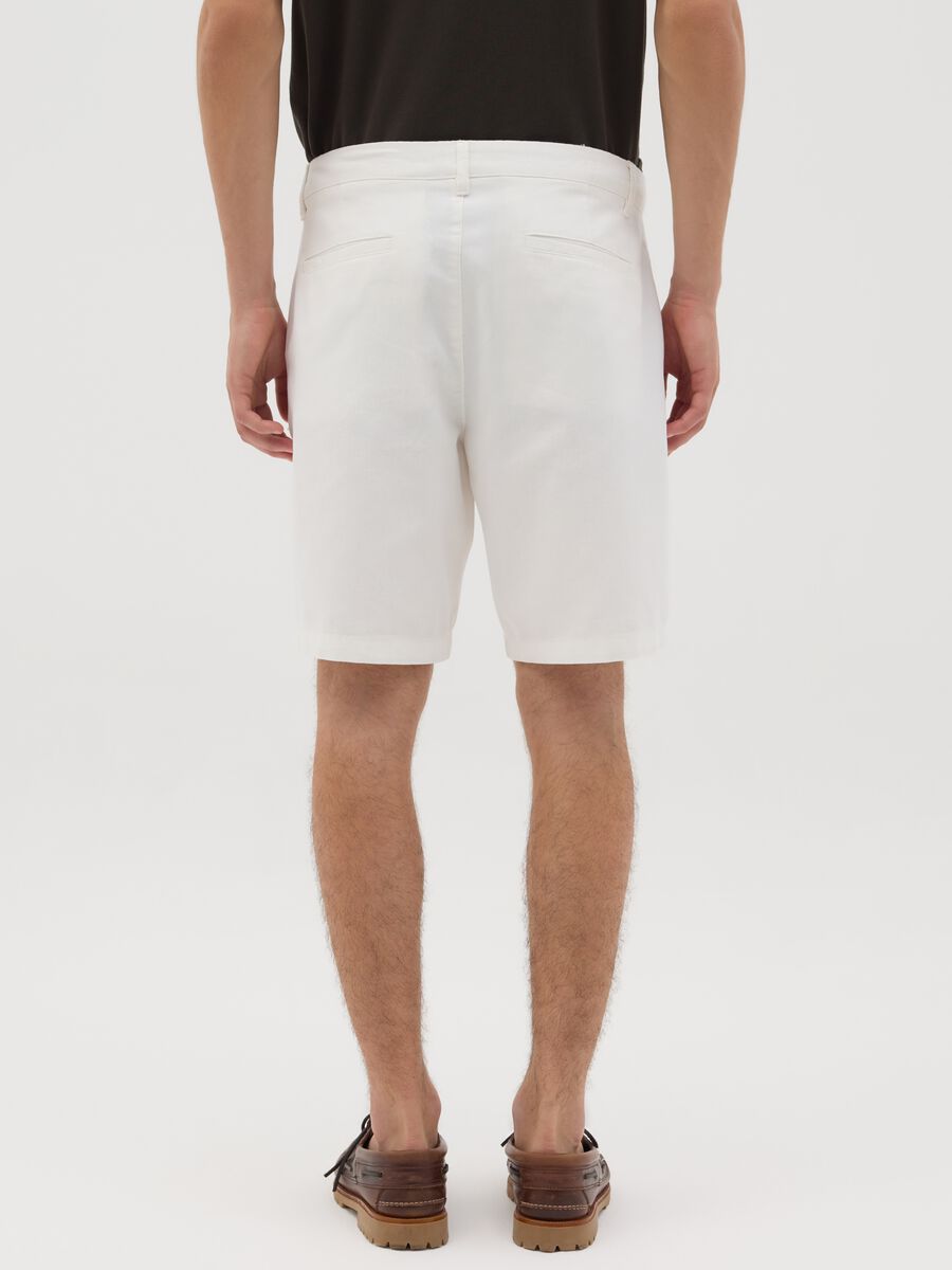 White pure cotton chino shorts_2