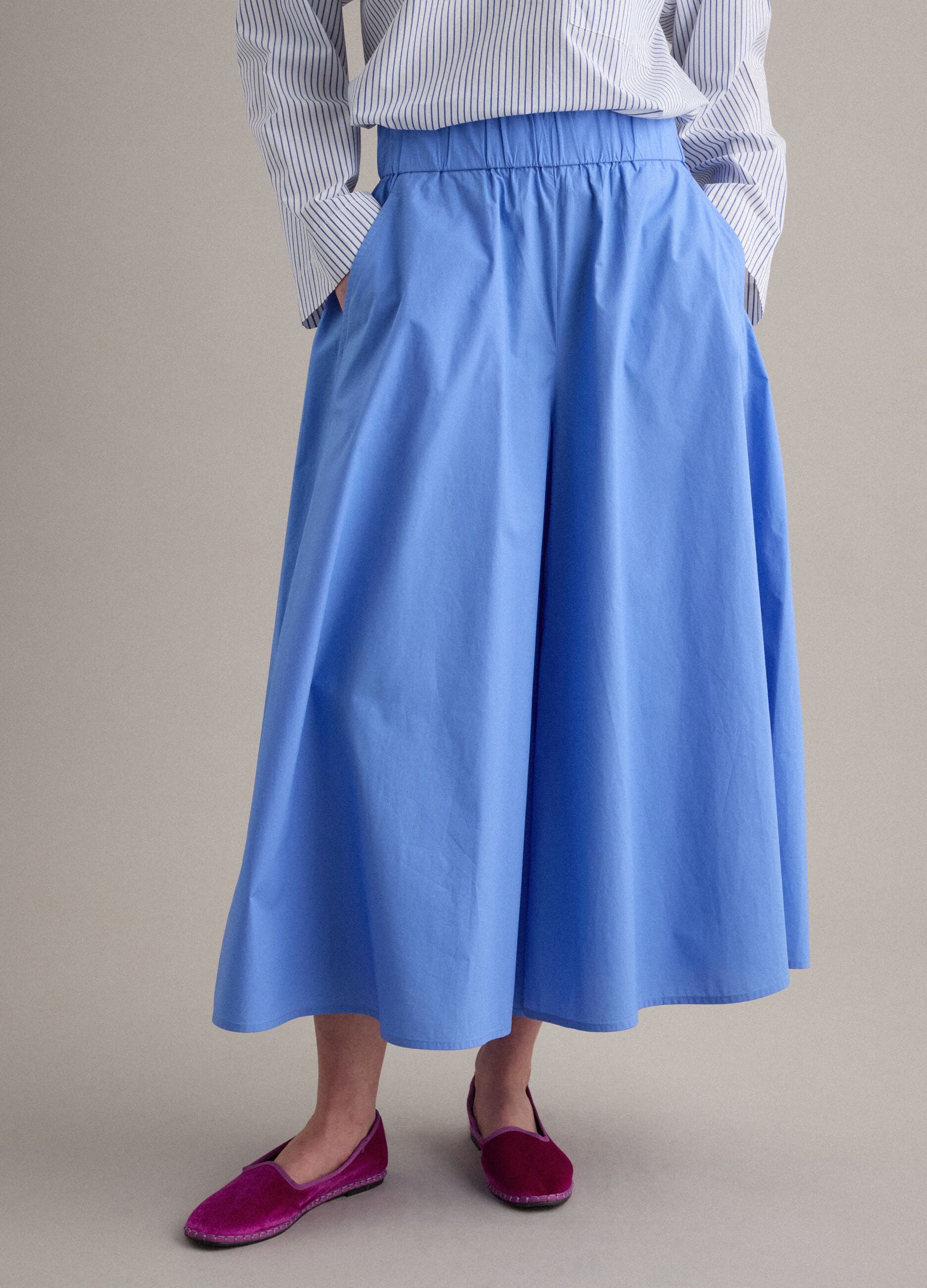 Long sky-blue skirt in pure cotton