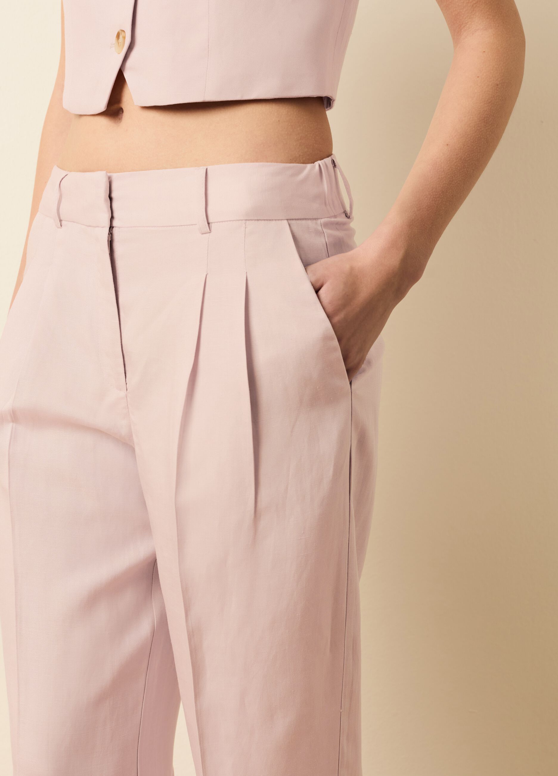 Wide-leg trousers in linen and Lyocell