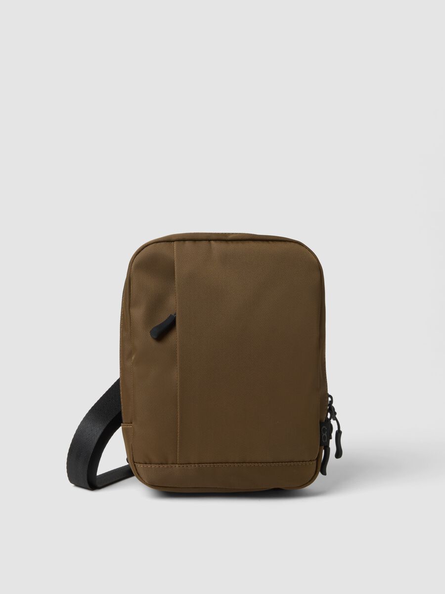 Brown water-repellent crossbody pouch with zip_0