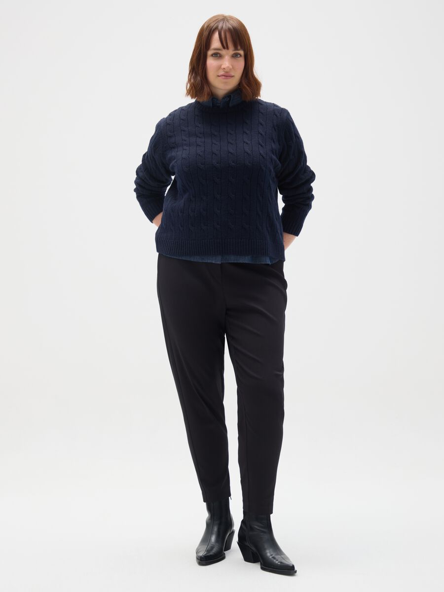 Blue Knitted Sweater with Round Neck_1