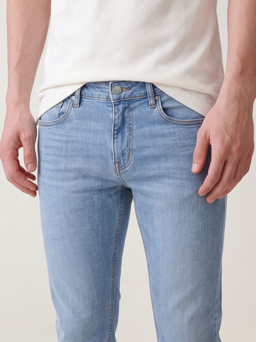 Jeans azzurri skinny in cotone elasticizzato_2