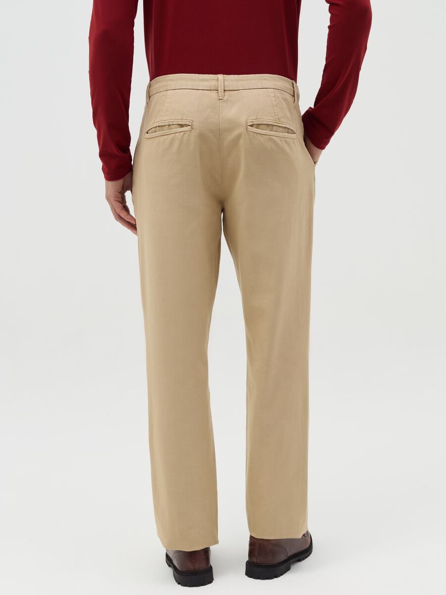 Chino trousers in beige linen and cotton_3