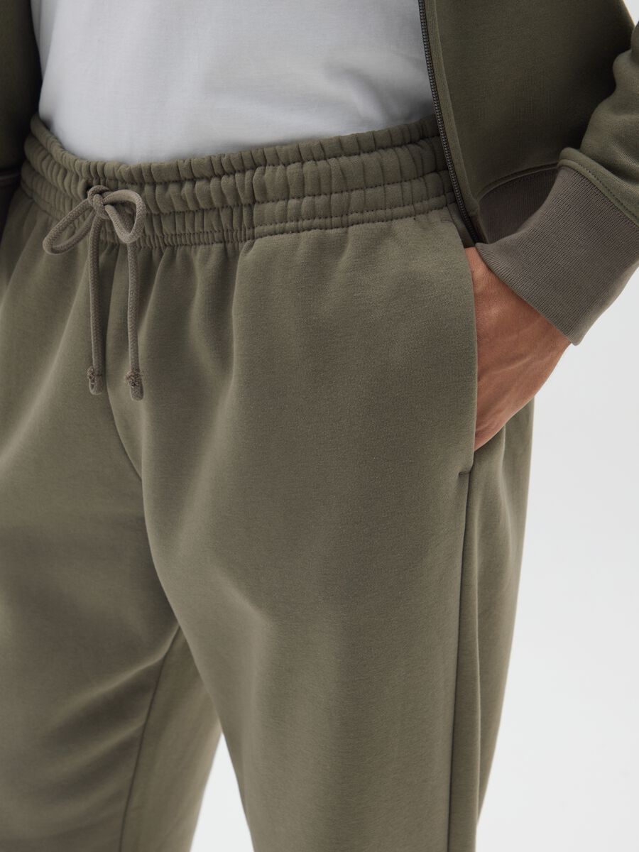 Green cotton blend joggers with regular fit_3