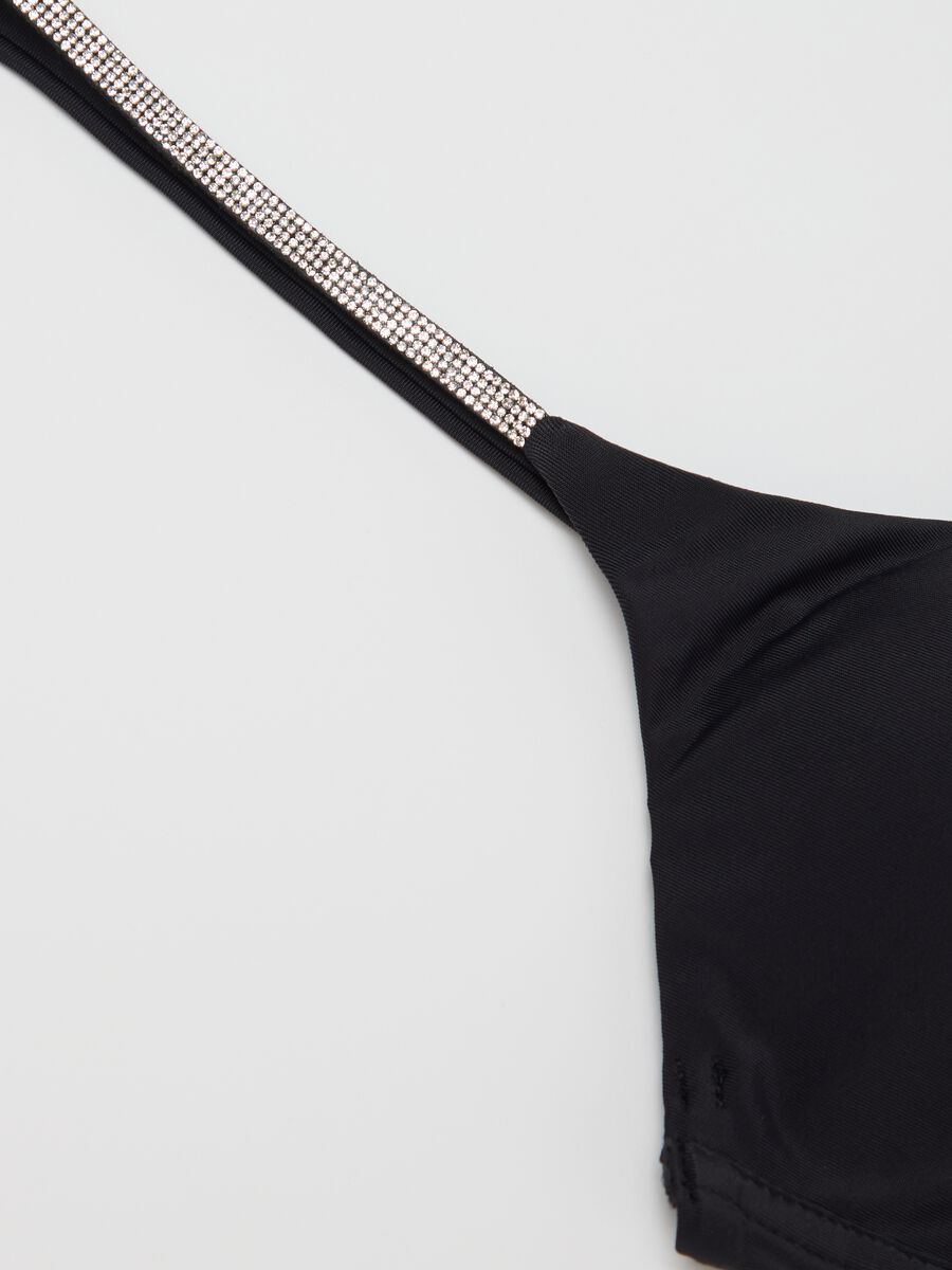 Women’s bikini top in black stretch fabric with shoulder straps_5