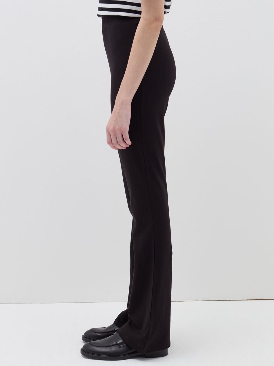 Leggings flare fit in cotone stretch_3