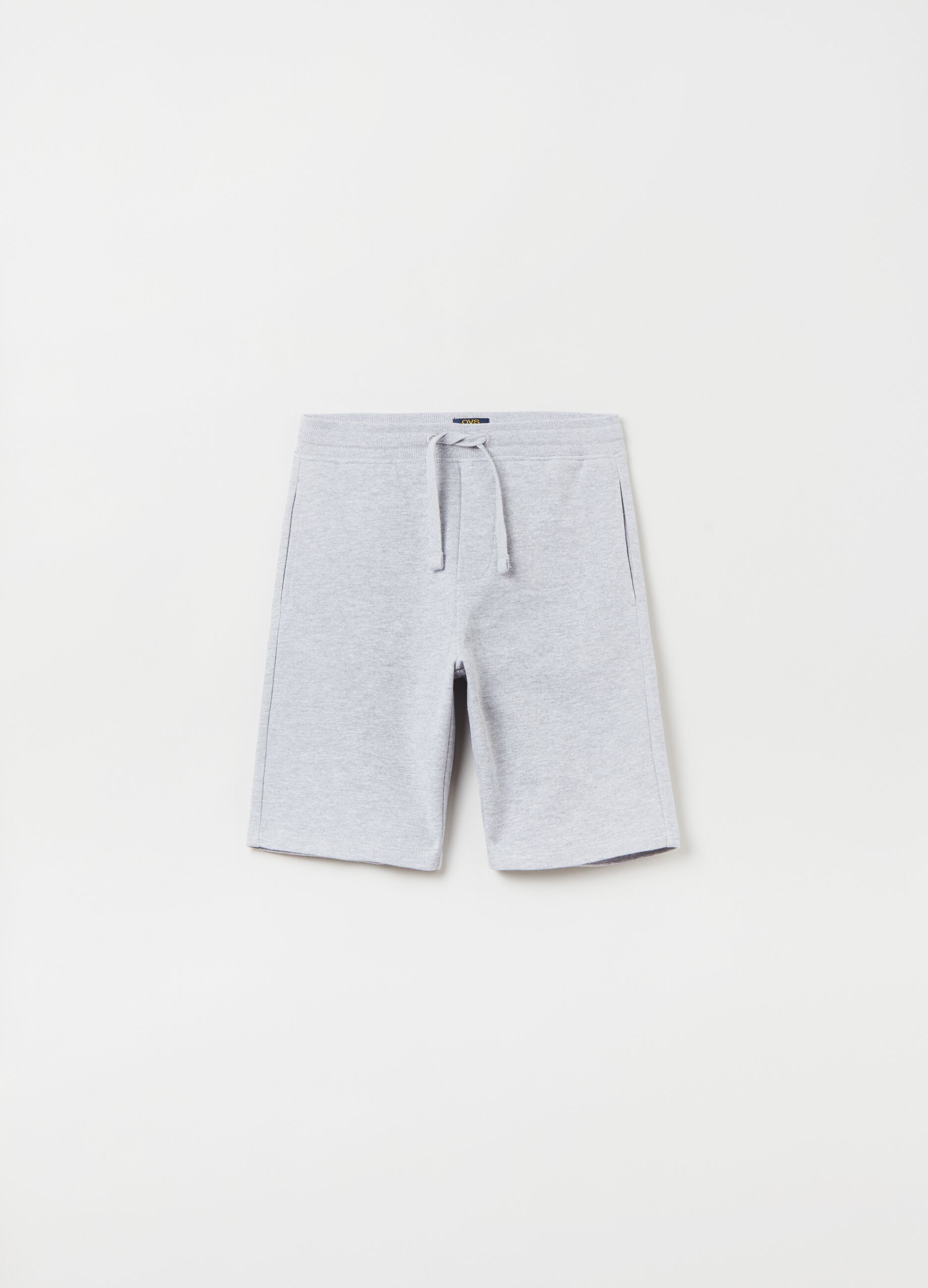 Fleece shorts with drawstring