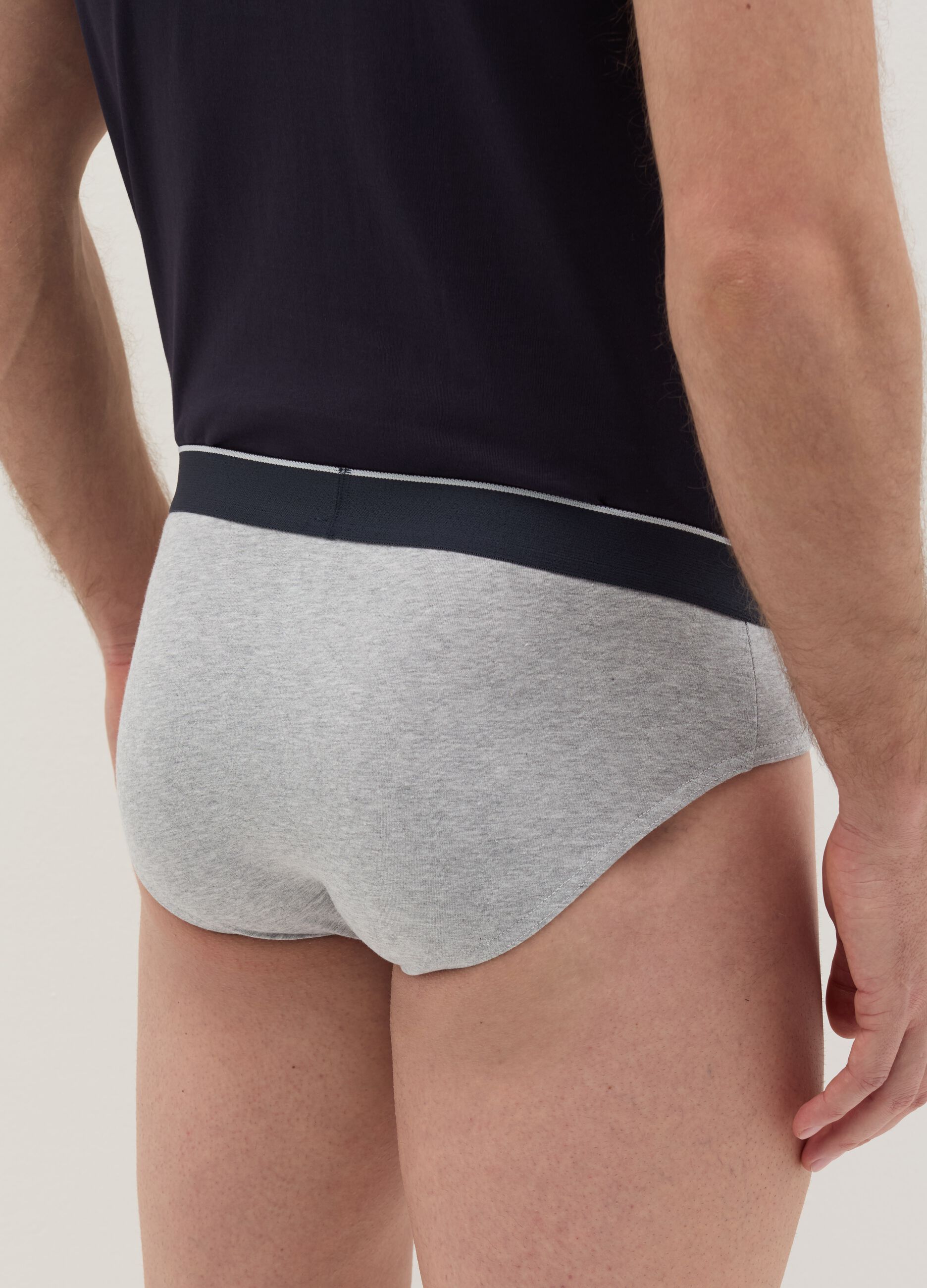 Three-pair pack briefs in stretch cotton