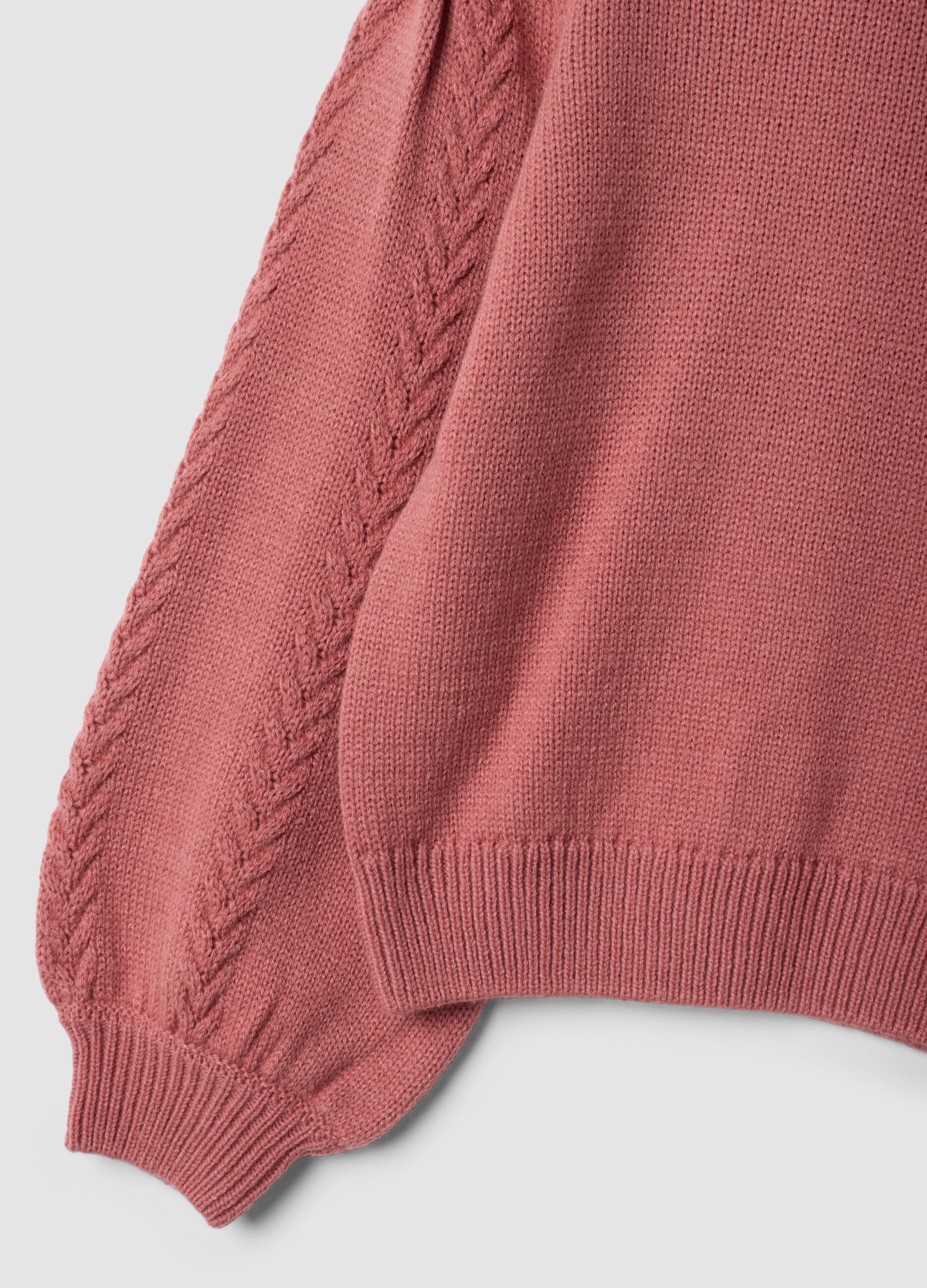 Dusty pink crew-neck top with puff sleeves, regular fit
