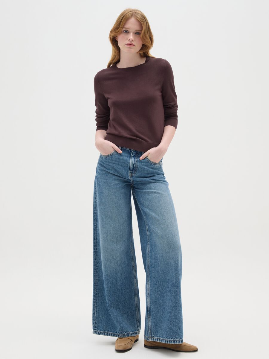 Blue jumper with round neck_1