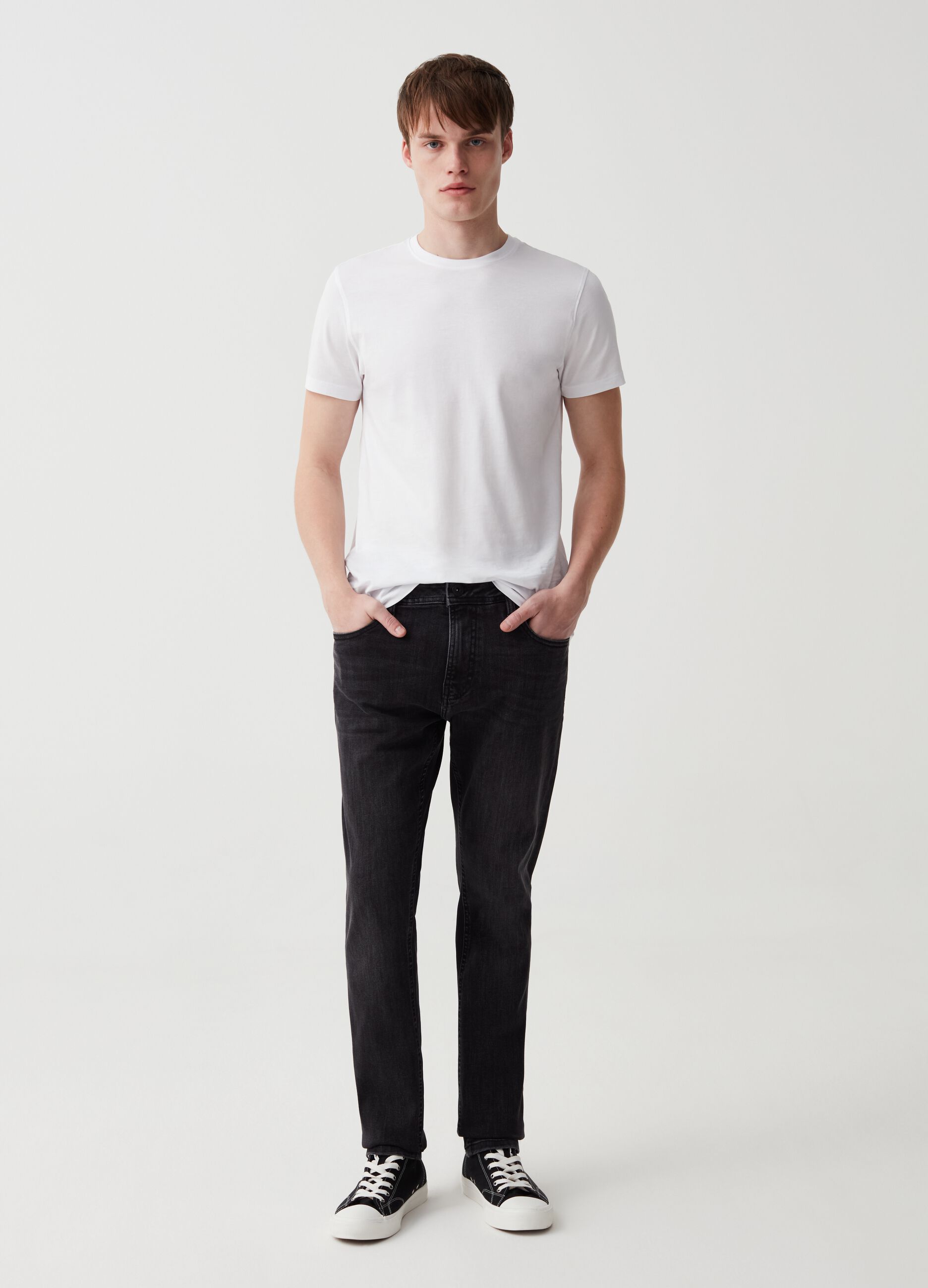 Skinny-fit jeans with five pockets