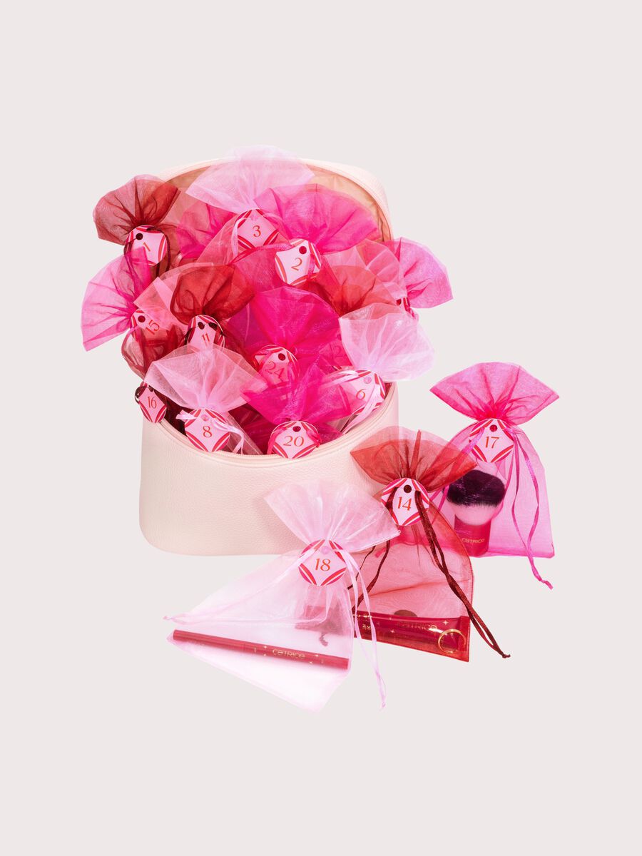 CATRICE TWINKLING TREASURES ADVENT CALENDAR_1