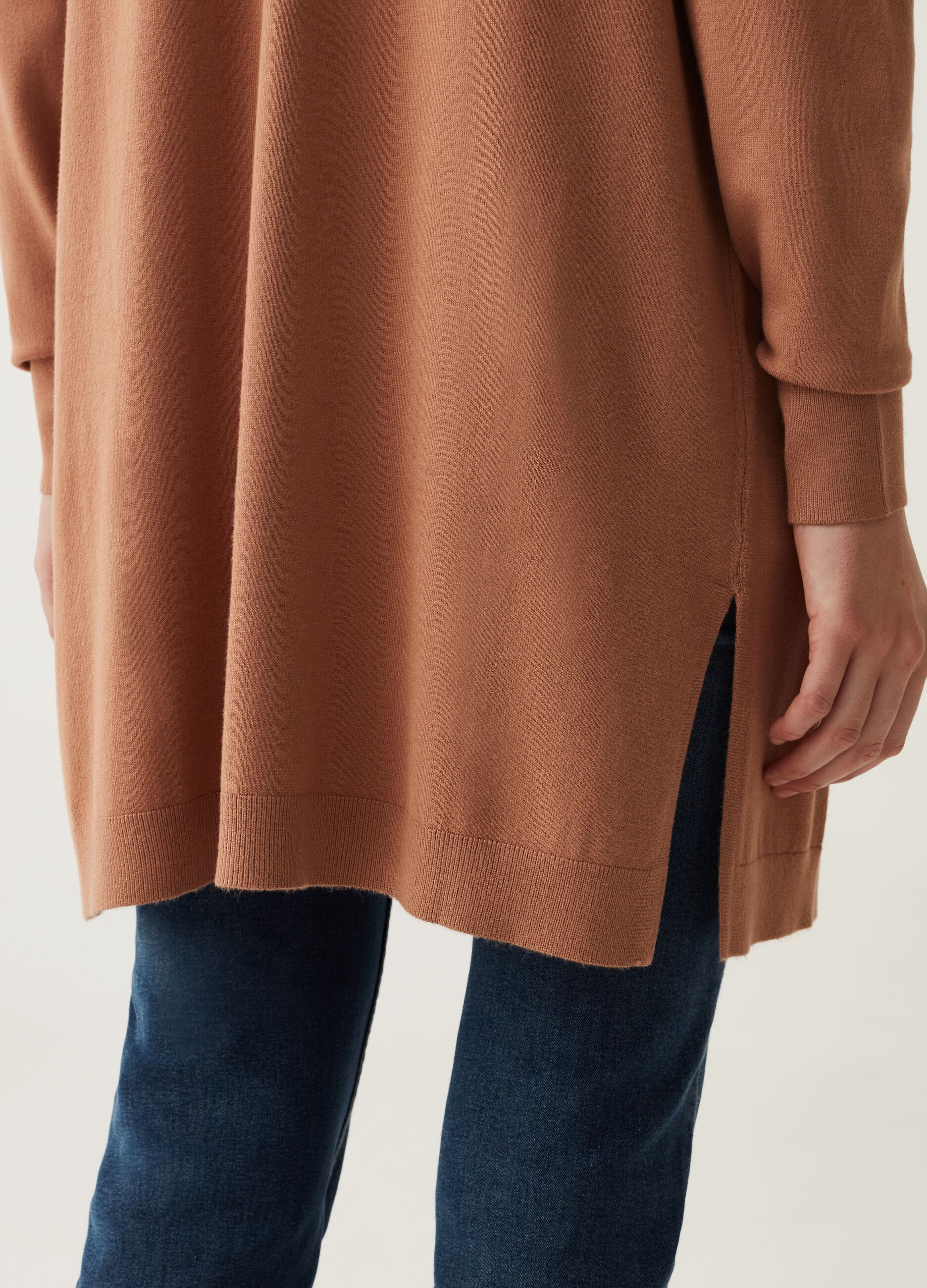 Cardigan lungo aperto con spacchi_3