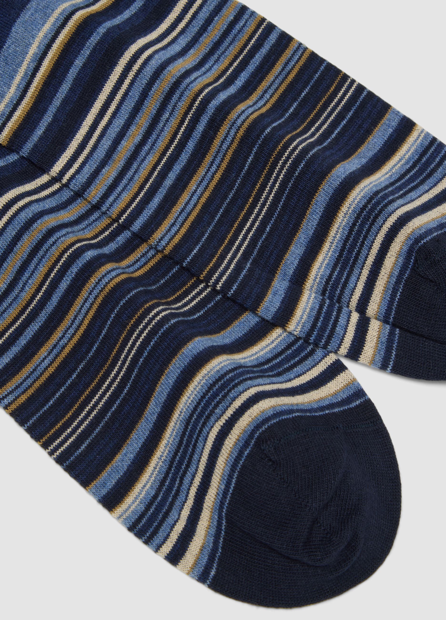 Blue striped knee-high socks in stretch cotton