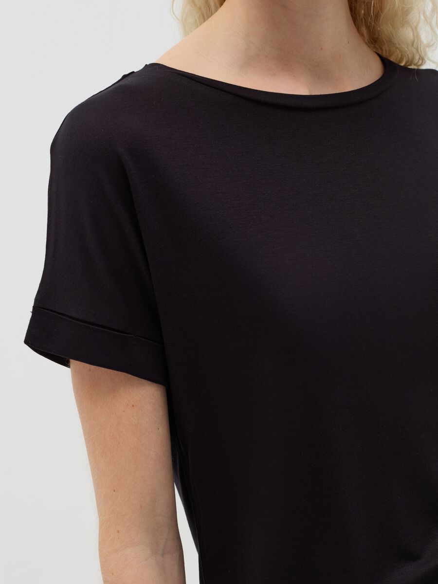Black T-shirt with kimono sleeves_2
