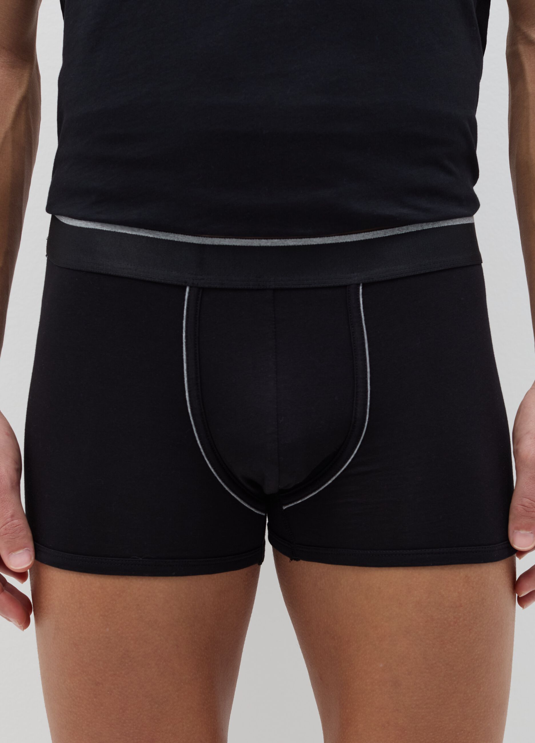Two-pack boxer shorts in Supima cotton with contrasting piping