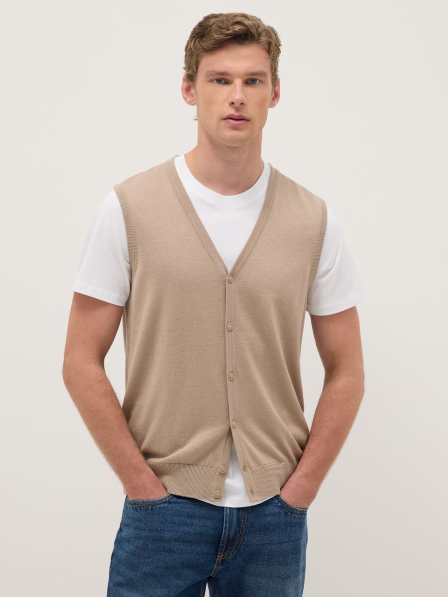 Beige deep V cotton-blend waistcoat with regular fit and buttons_0