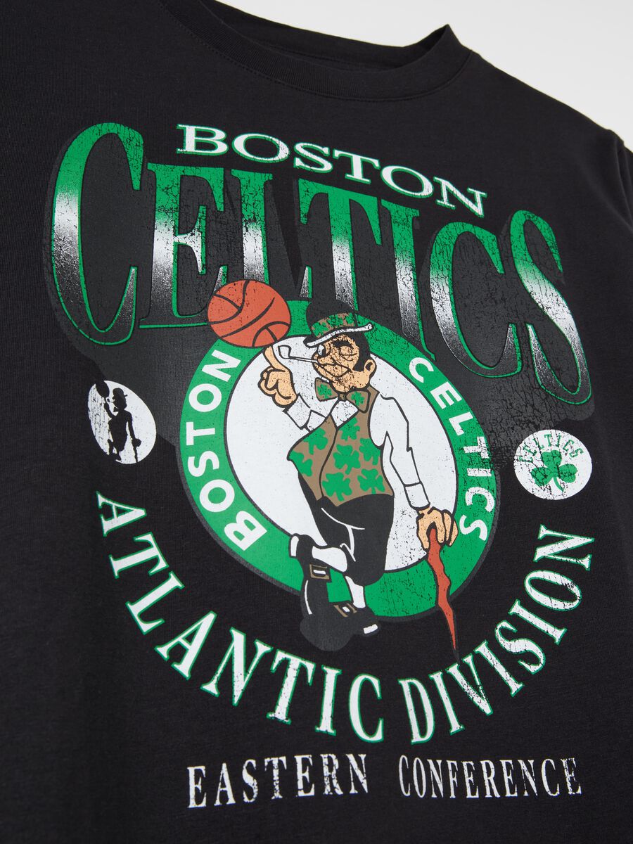 T-shirt with Boston Celtics print_5
