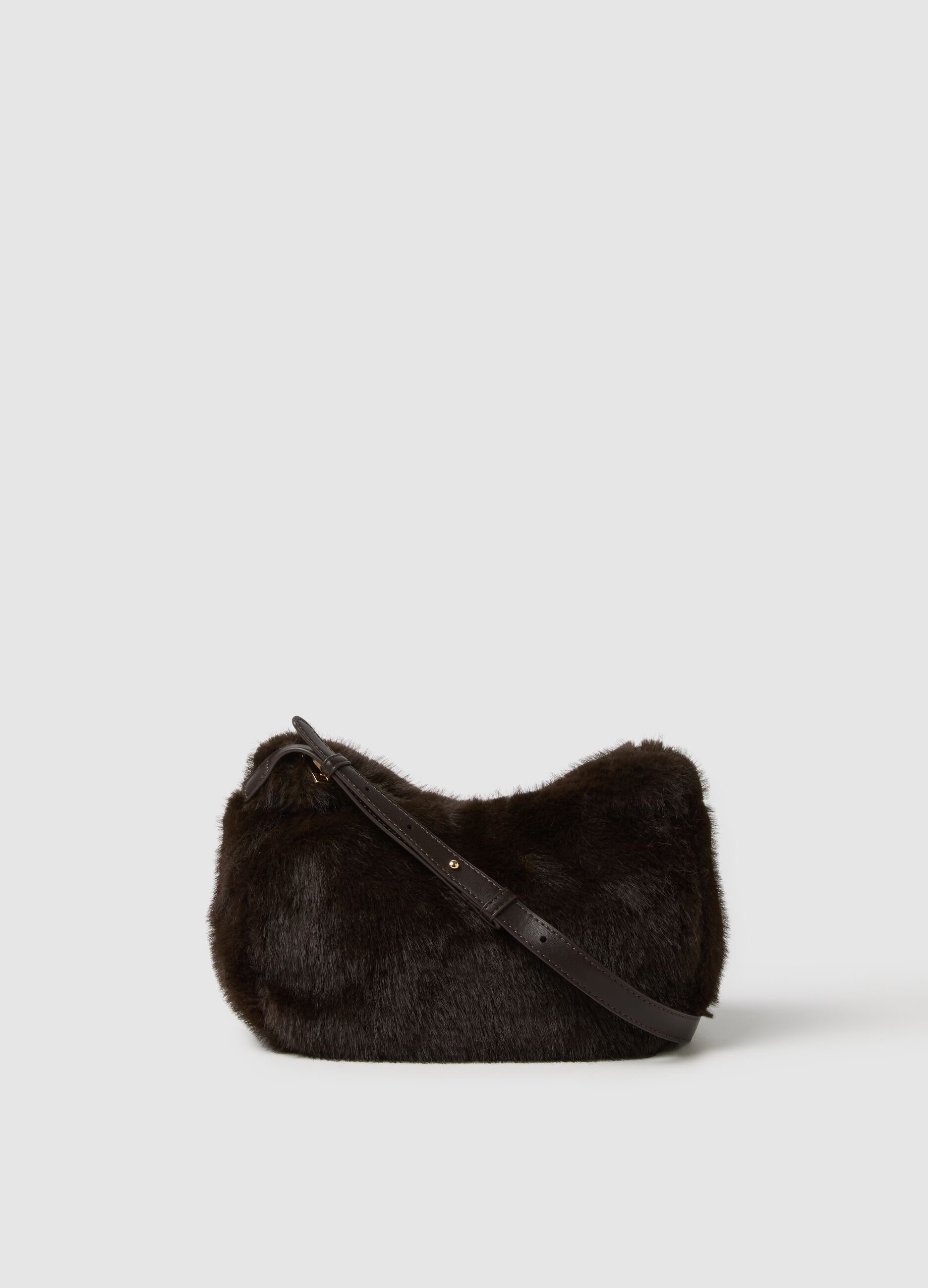 Brown crossbody bag with zip