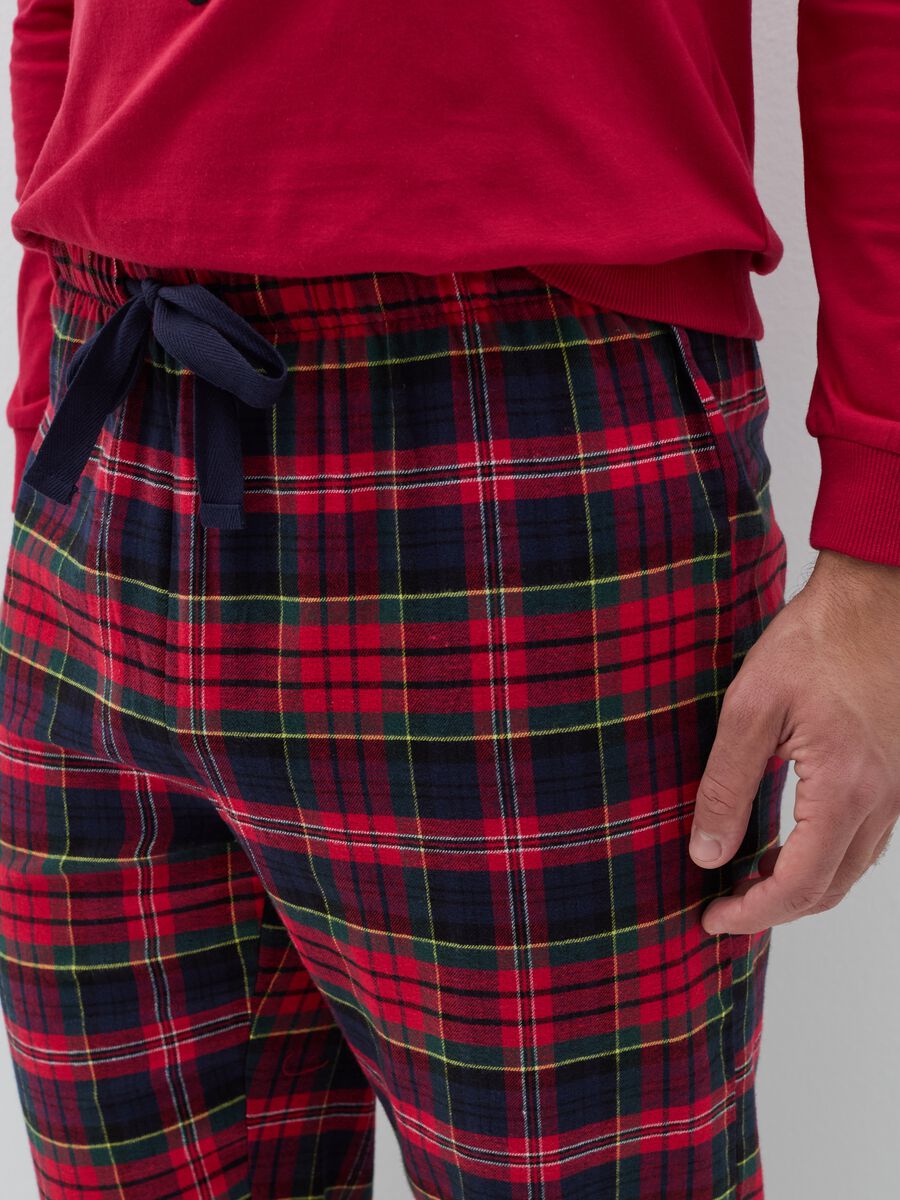 Pyjamas with tartan pattern and animal patch_2