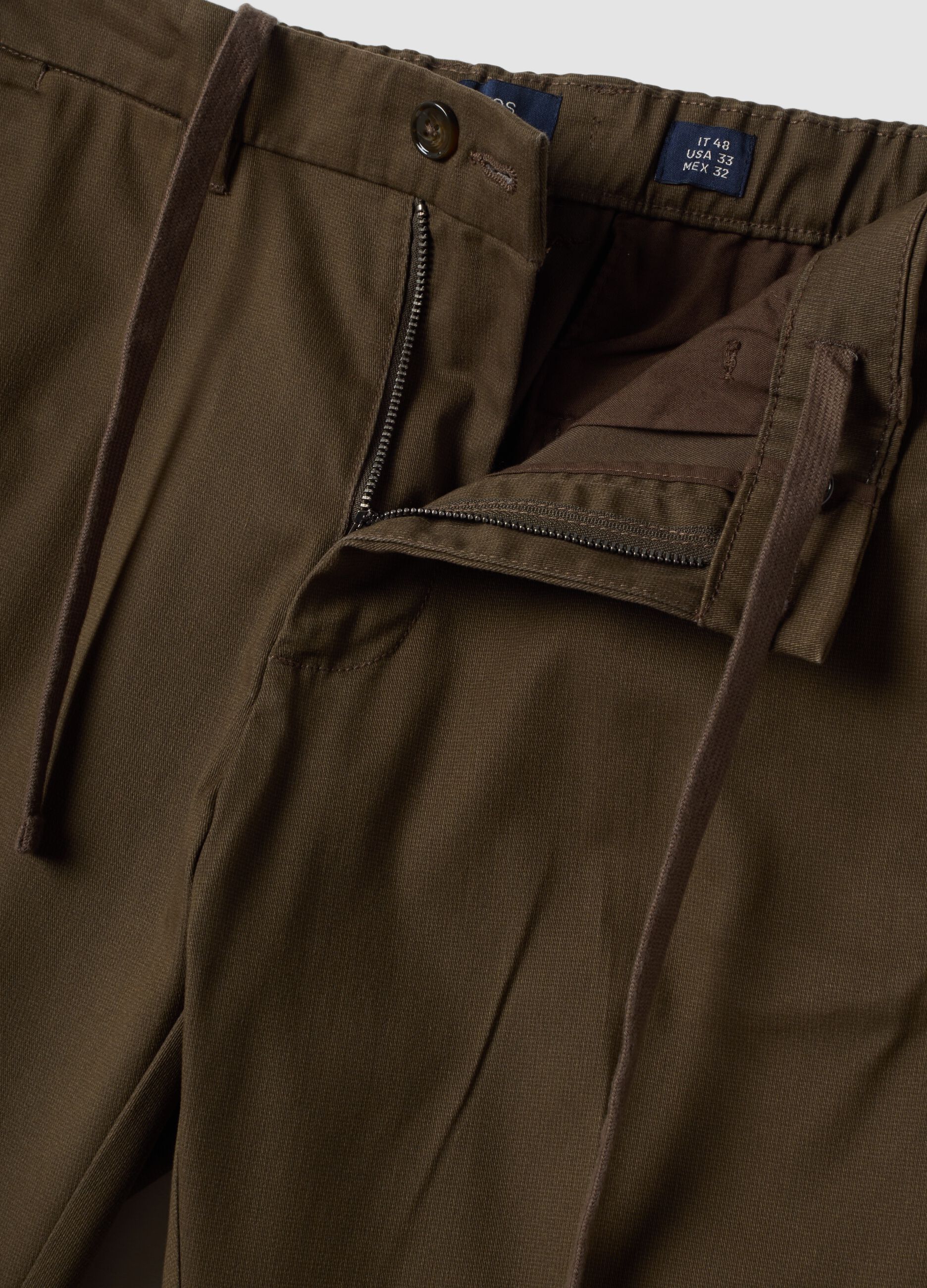 Pantaloni marroni chino in twill di tessuto elasticizzato slim fit