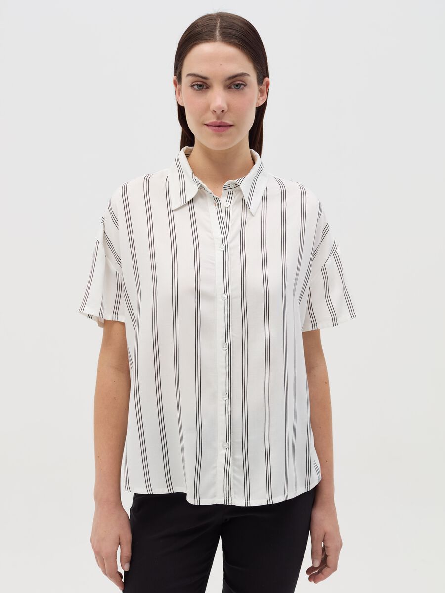 Short-sleeved shirt in viscose_0