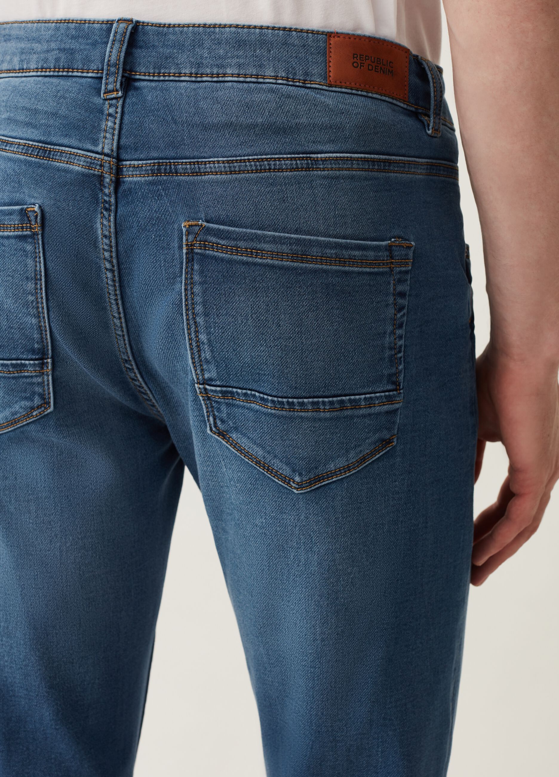 Jeans slim fit cinque tasche_0