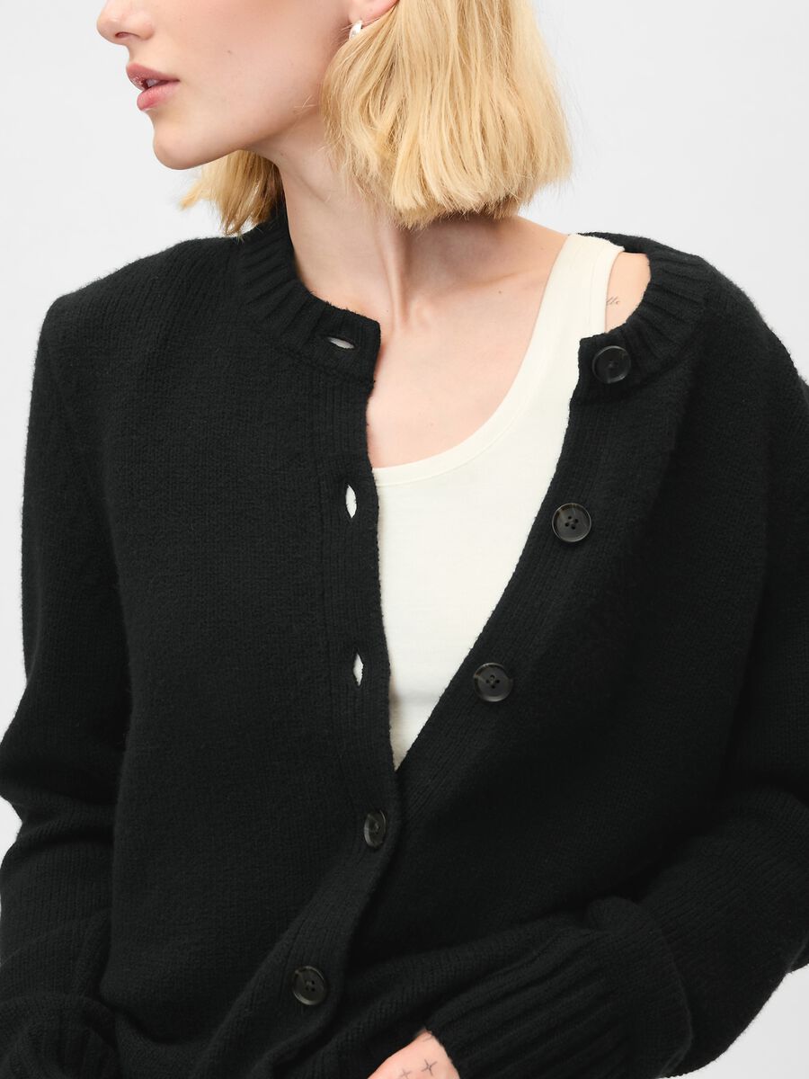 Cardigan girocollo con bottoni striati_3