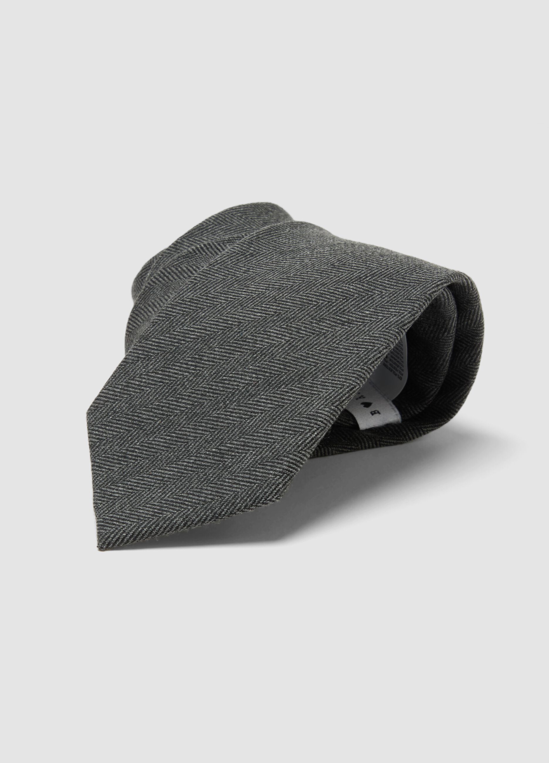 Grey herringbone stretch viscose tie