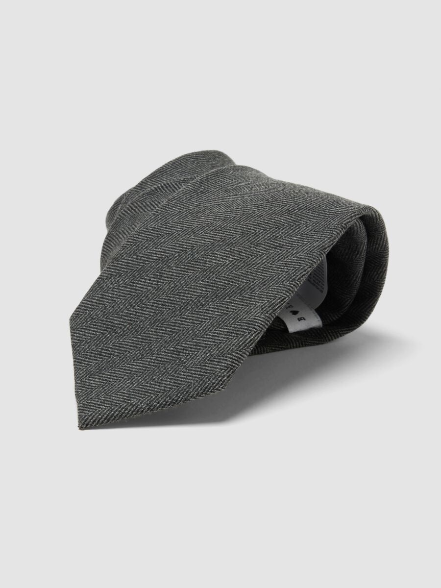 Grey herringbone stretch viscose tie_2