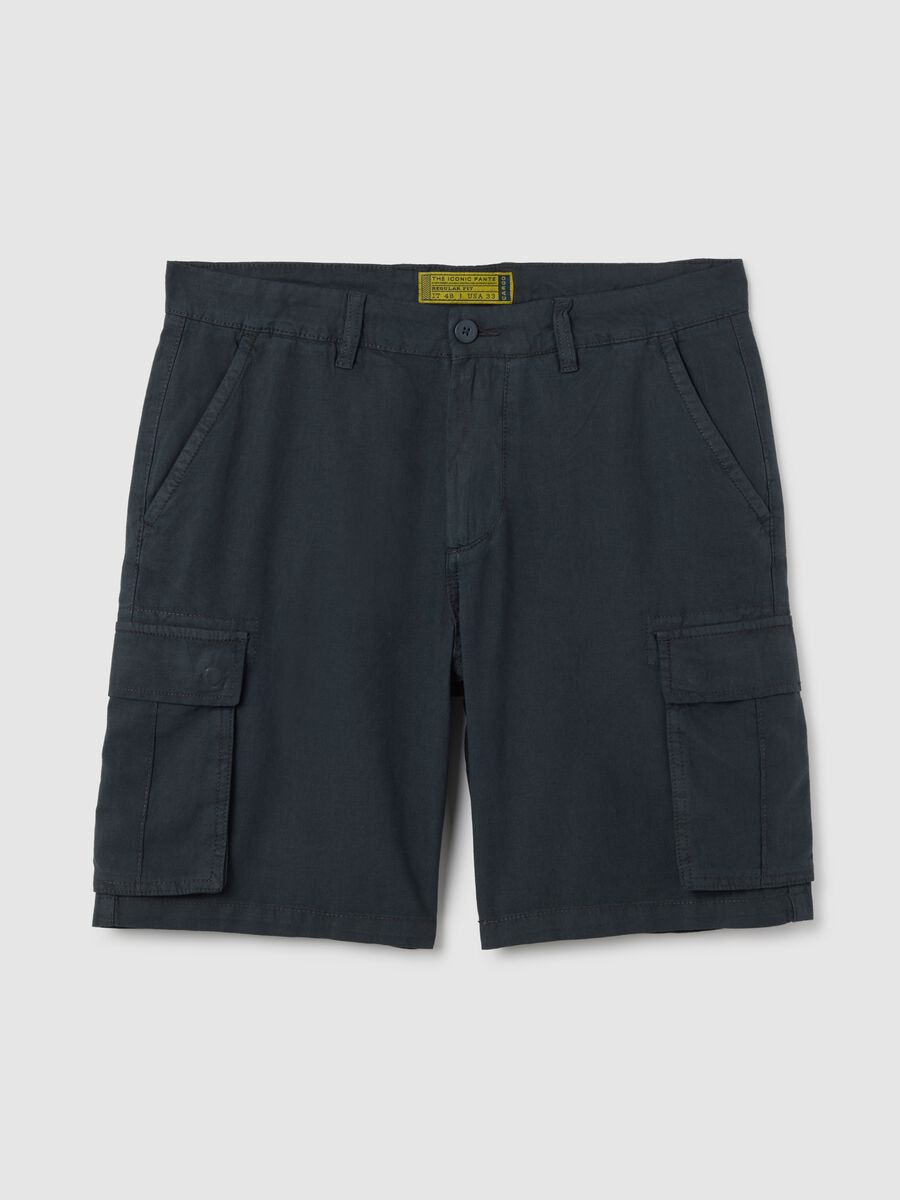 Bermuda cargo da uomo in misto lino nero regular fit_0