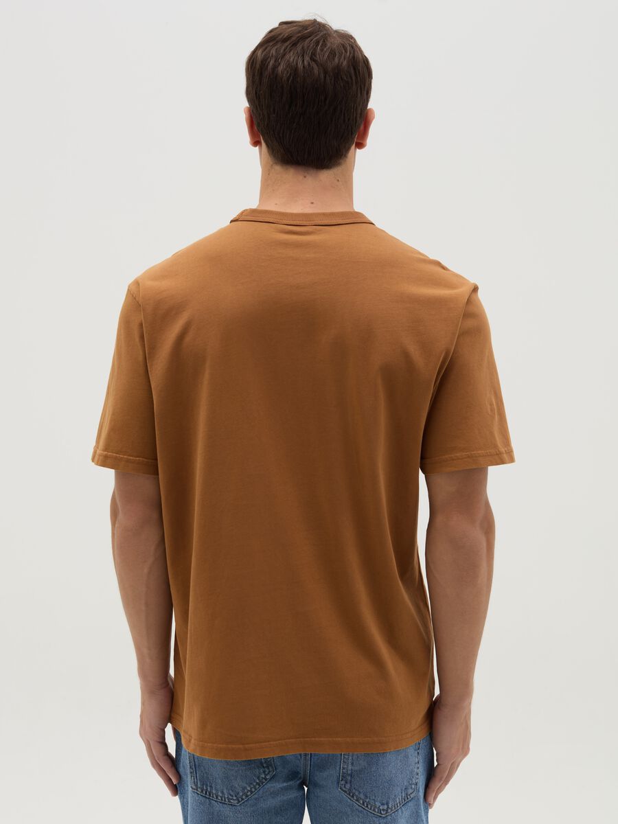 Relaxed-fit T-shirt in cotton with pocket_2