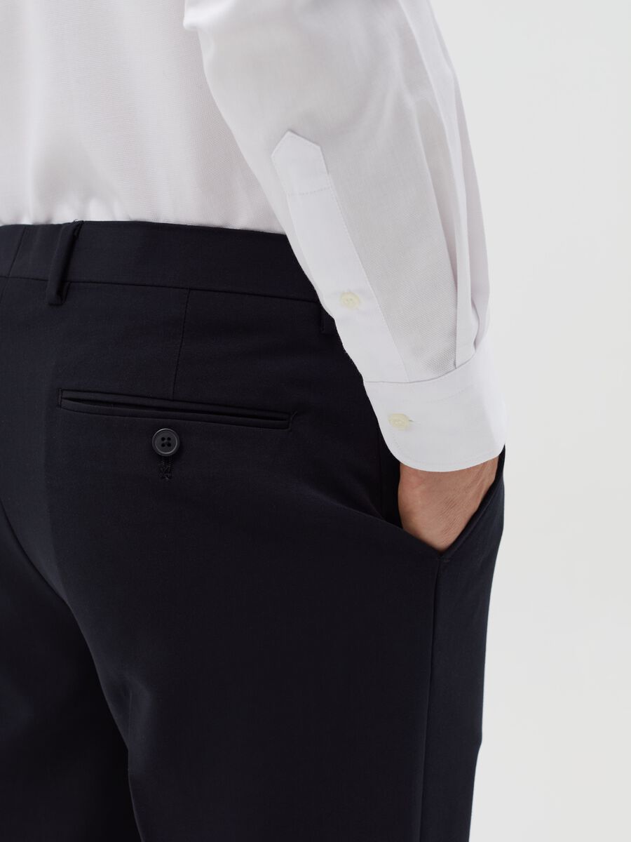 Regular-fit easy-iron shirt in white Oxford cotton_3