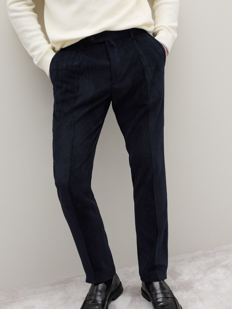 Stretch Velvet Blue Trousers_3
