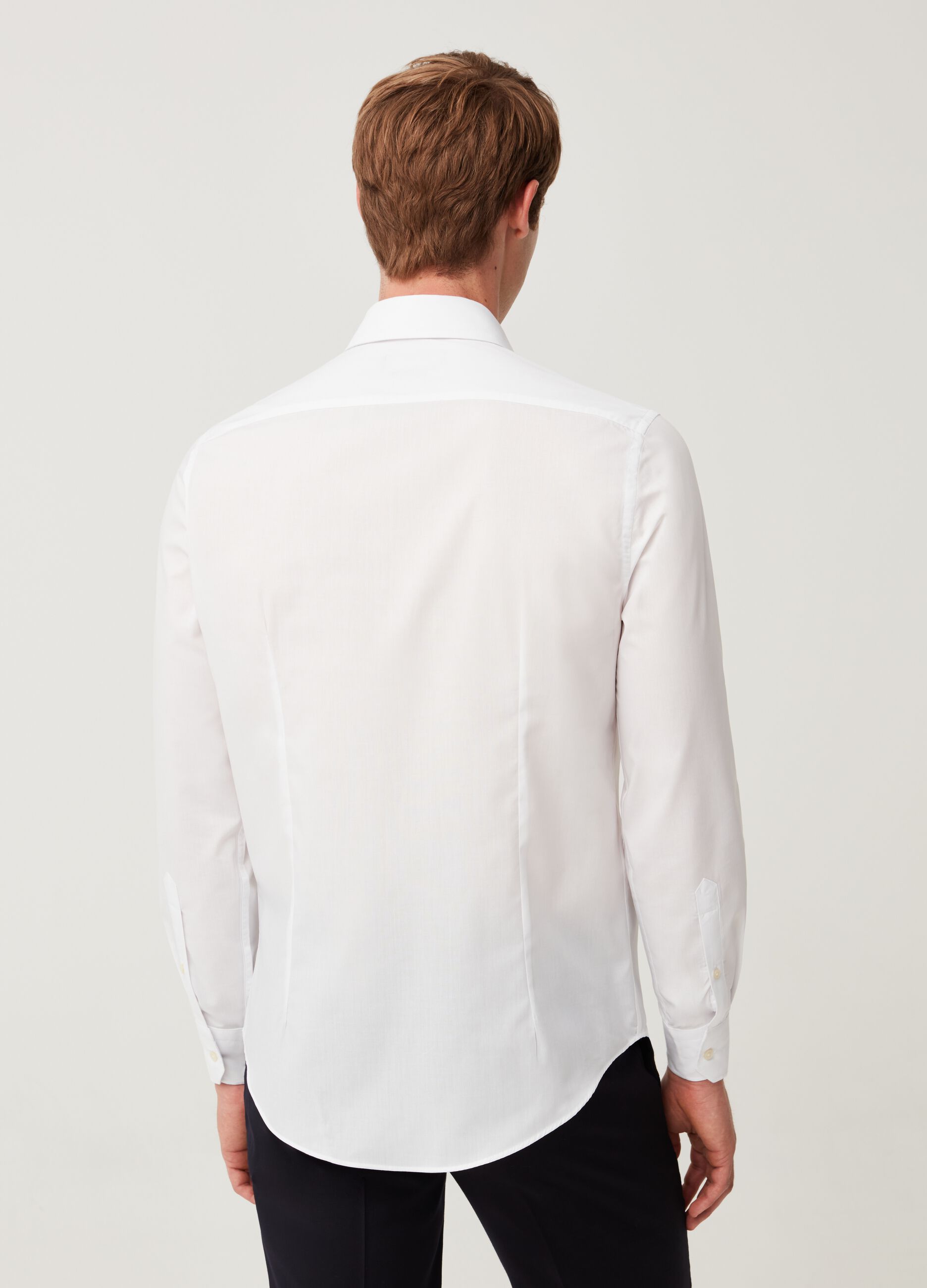 Camicia slim fit tinta unita_2