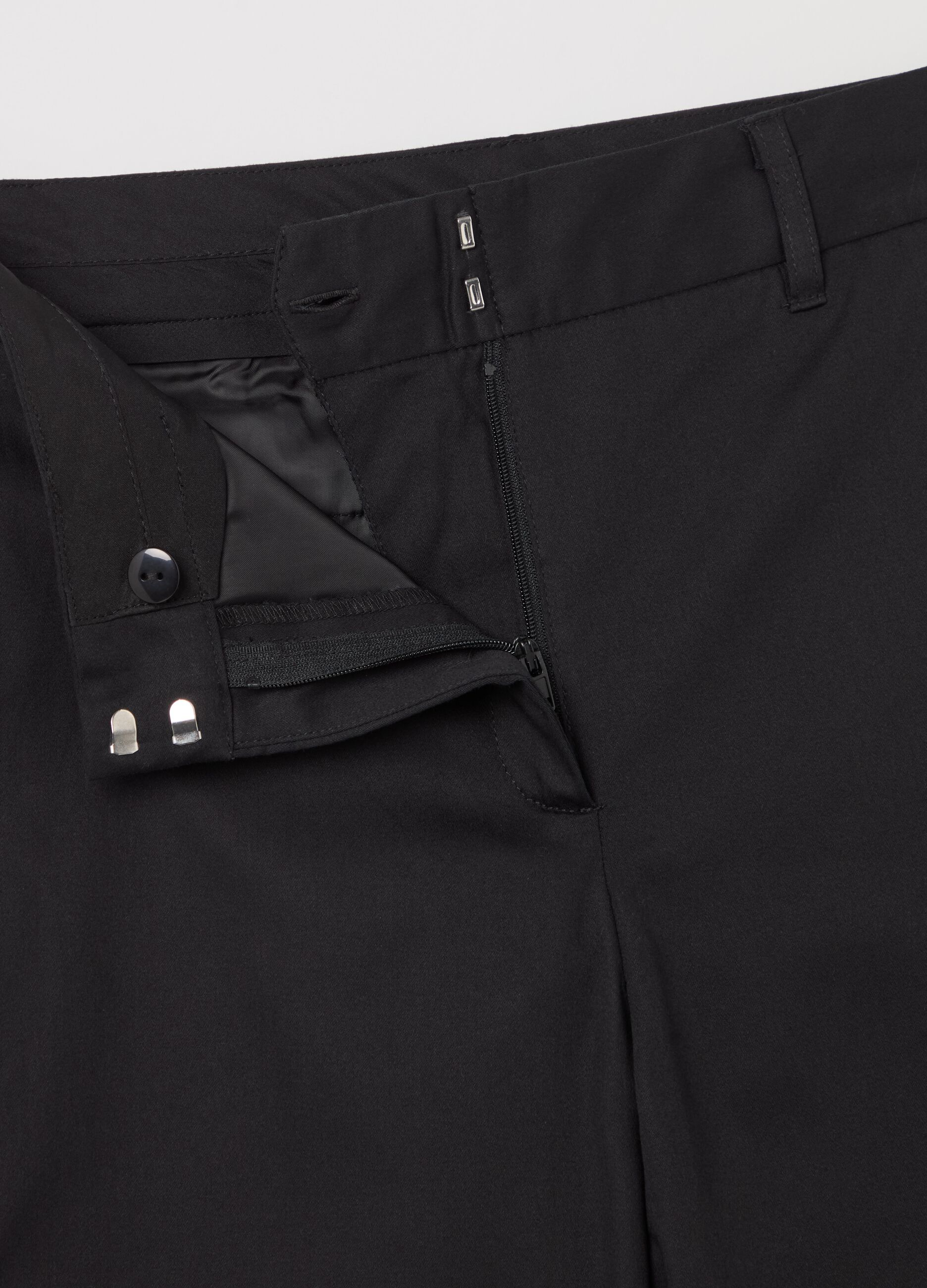 Stretch chino trousers