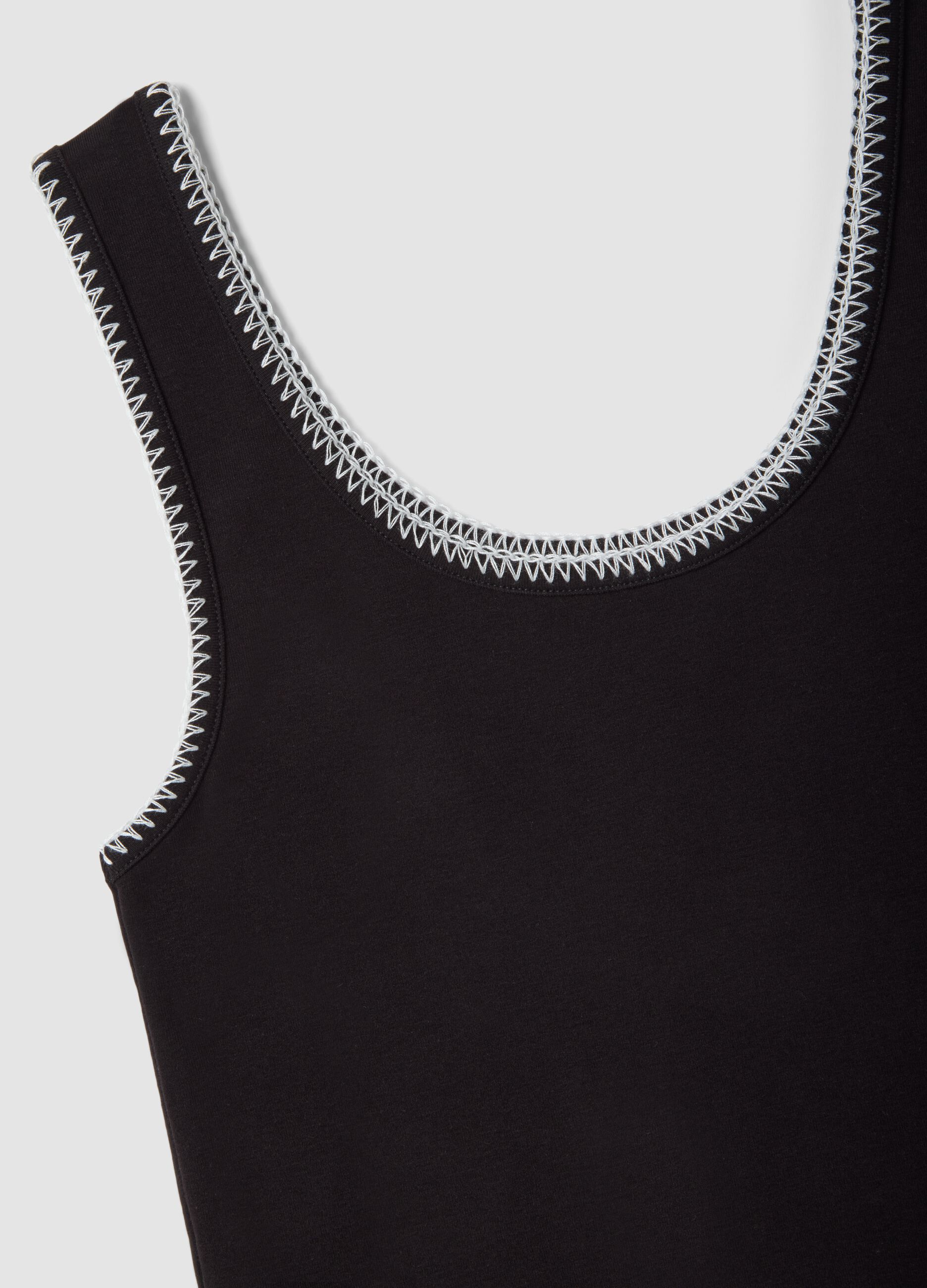 Black stretch cotton tank top with contrast trim, regular fit