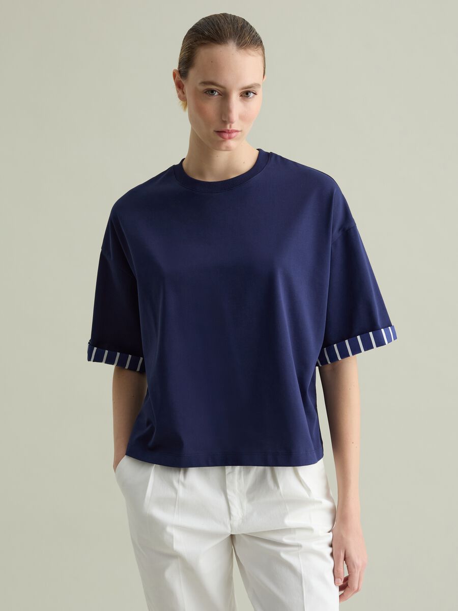 Oversized T-shirt with contrasting detail_0
